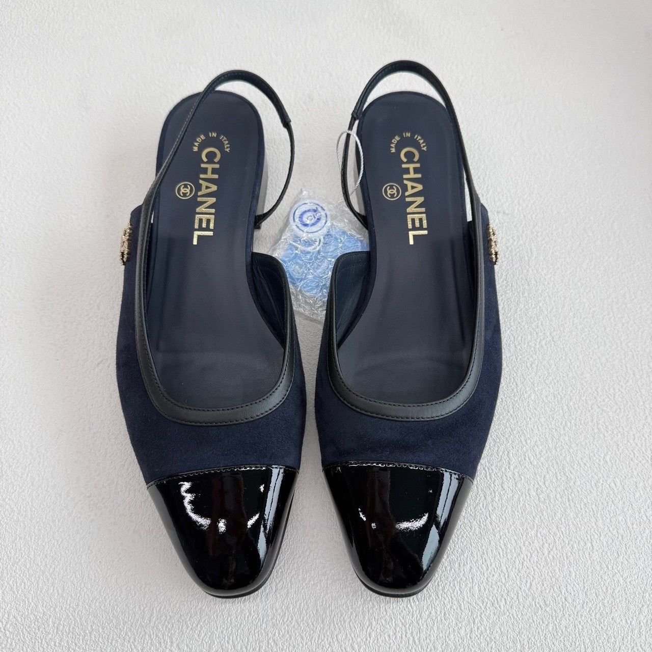 Chanel Chanel Suede Slingback Flats Size 38 Size US 8 / IT 38 - 3 Thumbnail