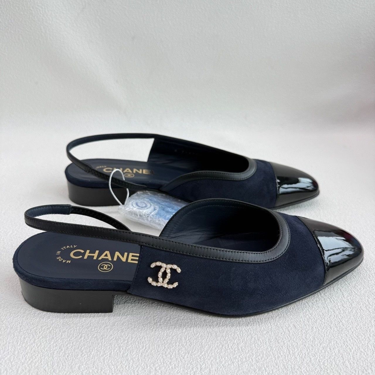Chanel Chanel Suede Slingback Flats Size 38 Size US 8 / IT 38 - 5 Thumbnail