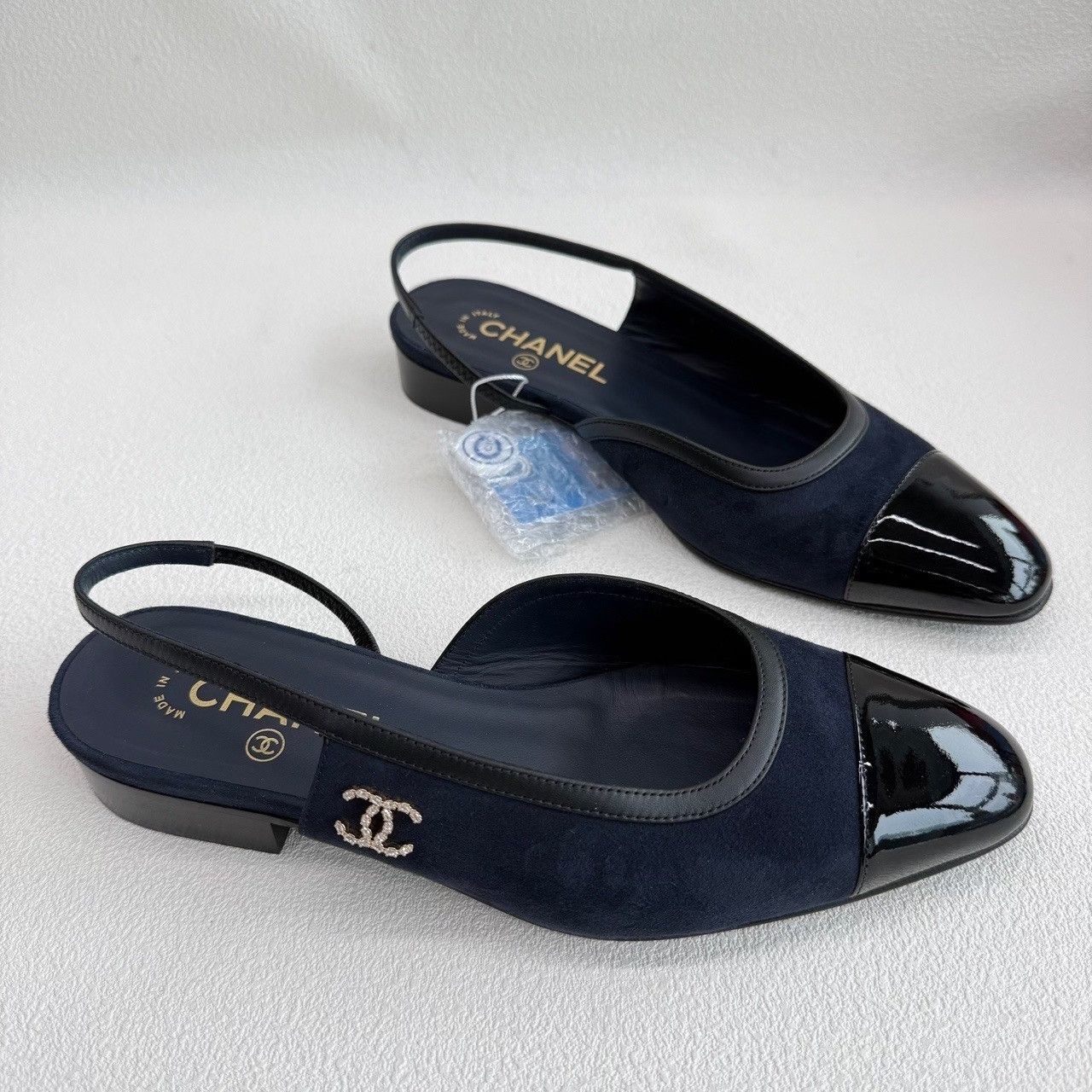 Chanel Chanel Suede Slingback Flats Size 38 Size US 8 / IT 38 - 4 Thumbnail