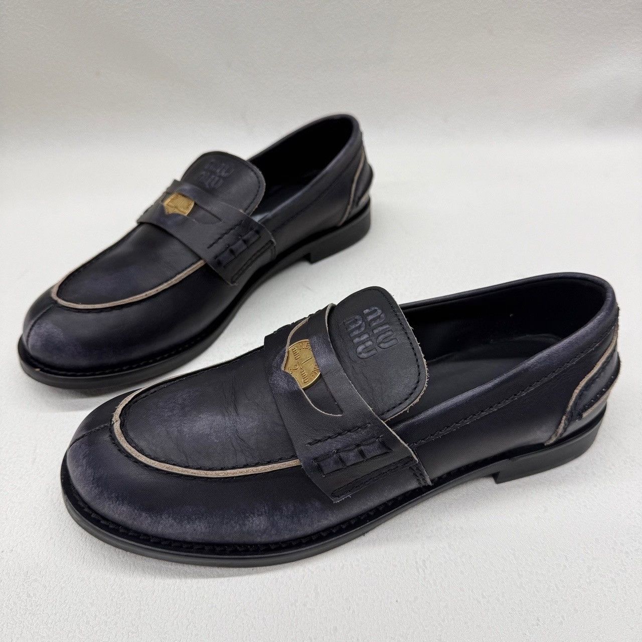 Miu Miu Miu Miu Coin Leather Loafers Size 39 Size US 9 / IT 39 - 2 Thumbnail