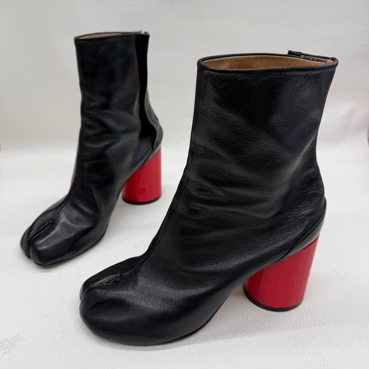 Maison Margiela Maison Margiela Tabi Leather Boots Size 38 Size US 8 / IT 38 - 2 Thumbnail