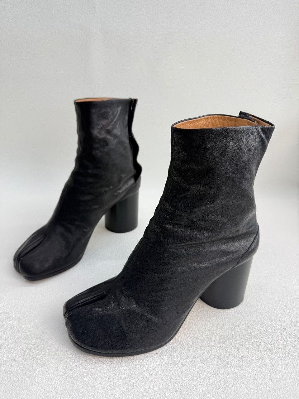 Maison Margiela Maison Margiela Black Leather Tabi Boots Size 36 Size US 6 / IT 36 - 2 Thumbnail