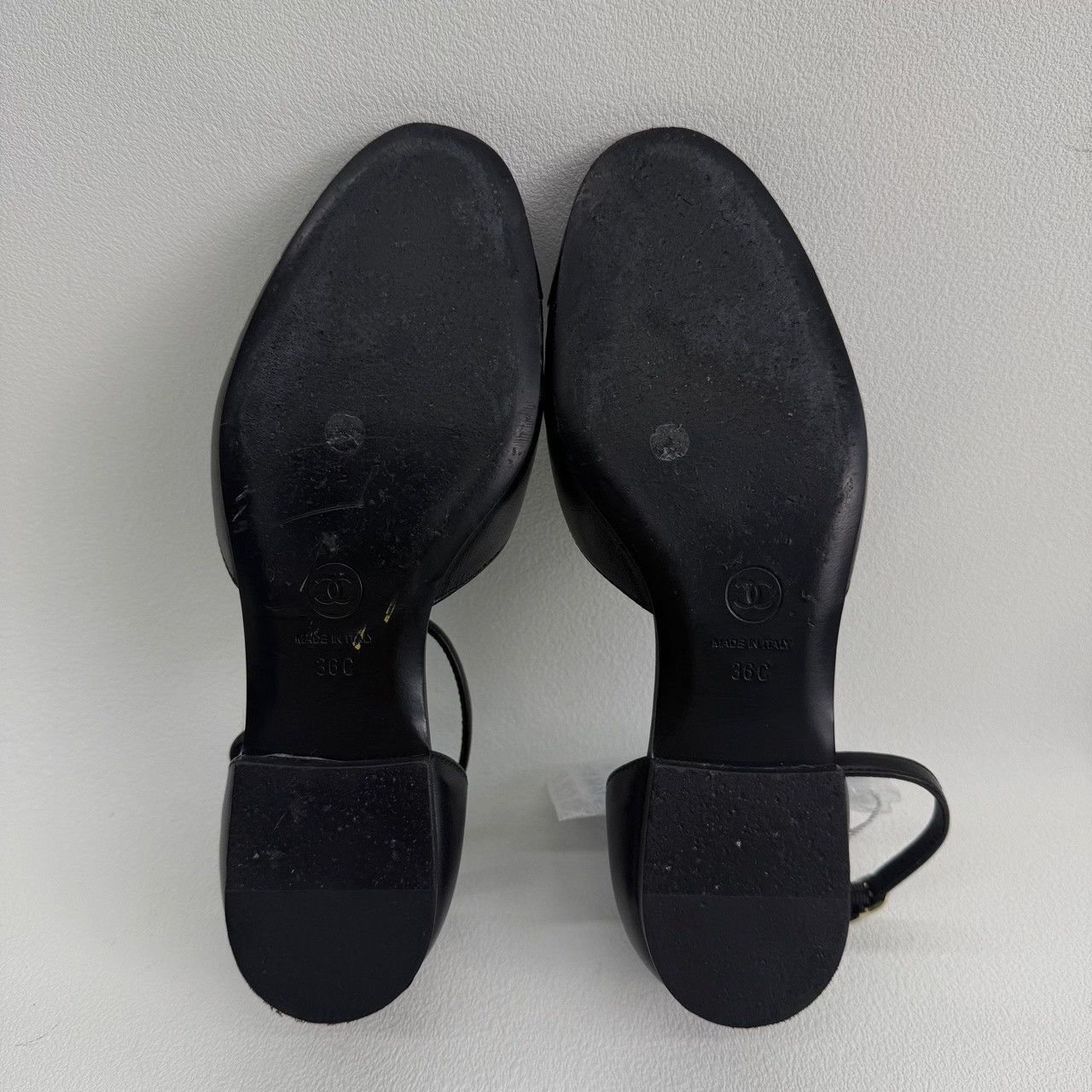 Chanel Chanel Camellia Leather Flats Size 36 Size US 6 / IT 36 - 7 Thumbnail