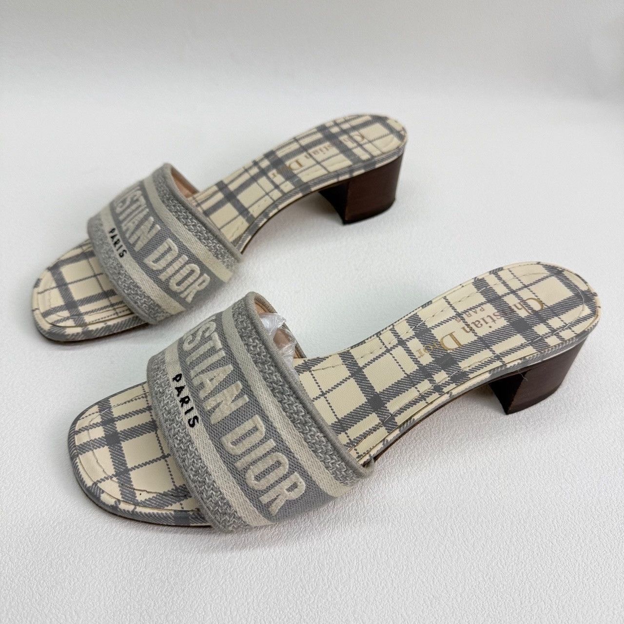 Dior Dior Dway Plaid Logo Mid-Heel Slides Size 37 Size US 7 / IT 37 - 2 Thumbnail