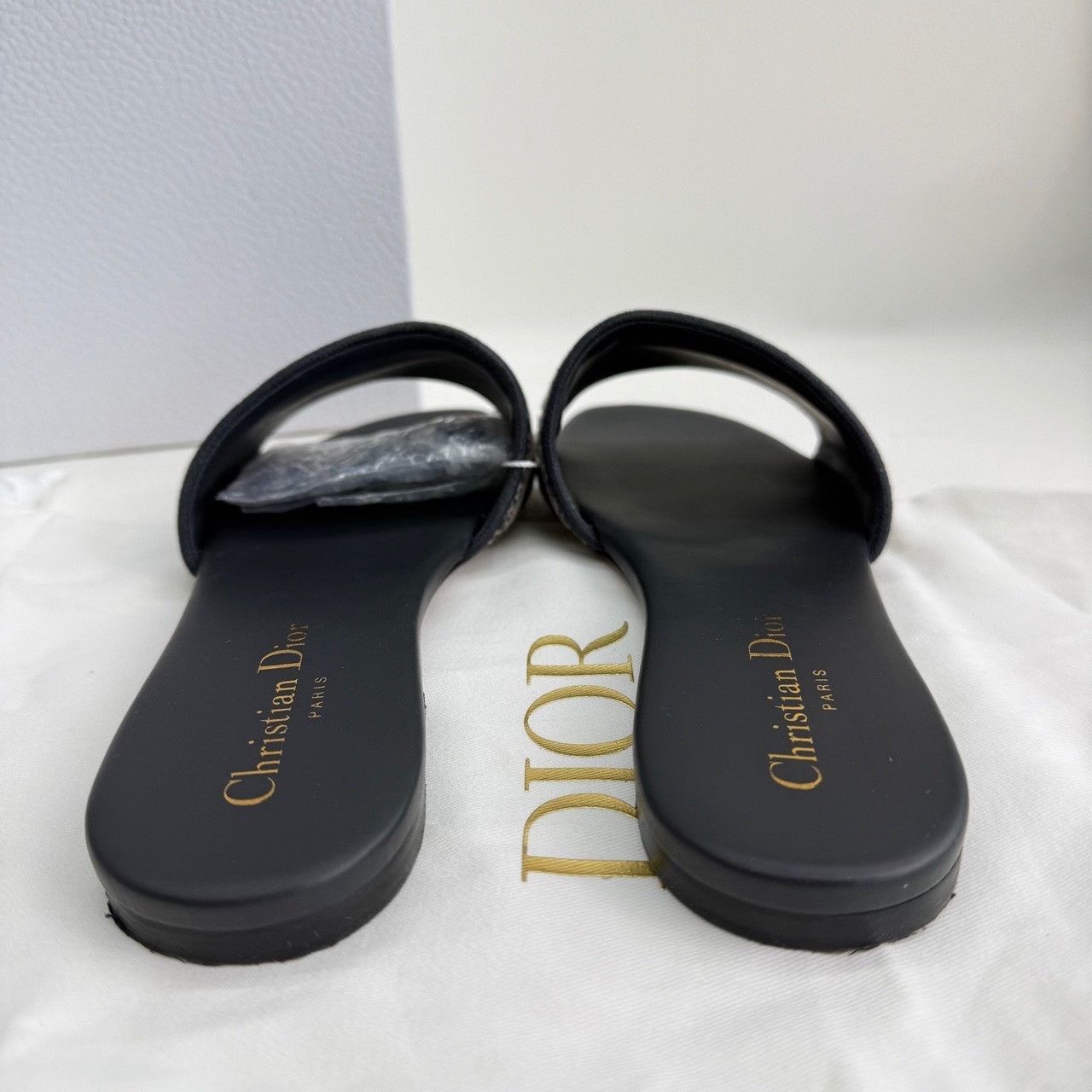 Dior Dior Dway Embroidered Sandals Size 36 Size US 6 / IT 36 - 6 Thumbnail