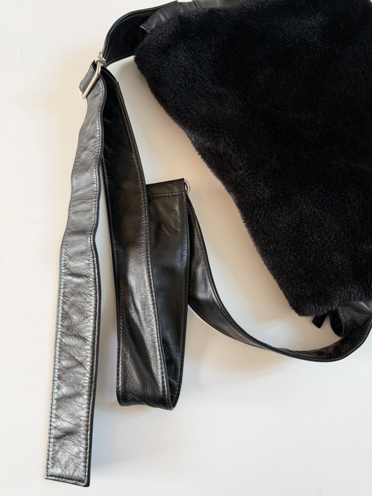 Yohji Yamamoto Yohji Yamamoto Noir Leather Fur Crossbody Size ONE SIZE - 5 Thumbnail