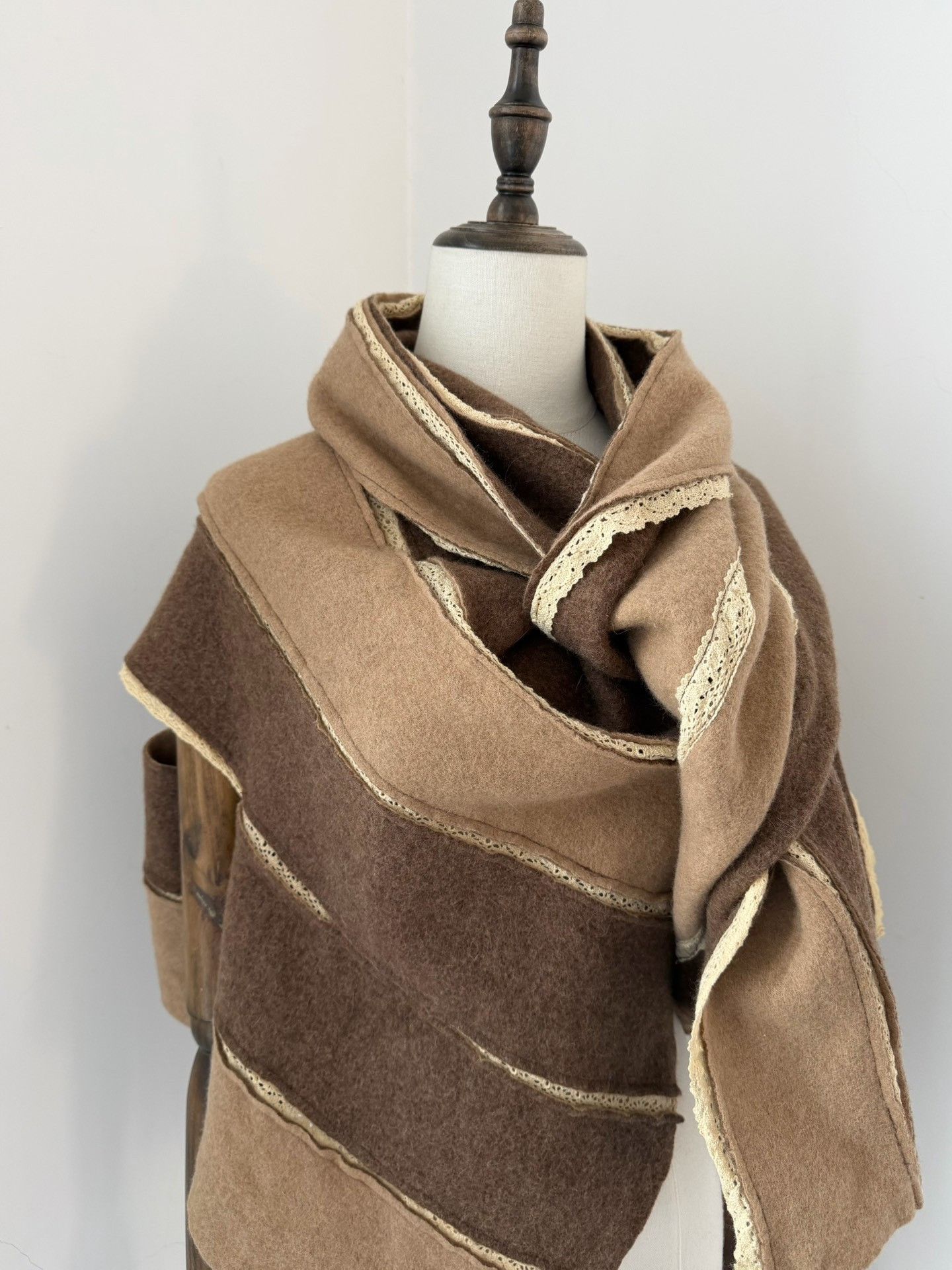Rei Kawakubo Comme des Garçons 2005 Tricot Deformed Cape Top Size M / US 6-8 / IT 42-44 - 5 Thumbnail
