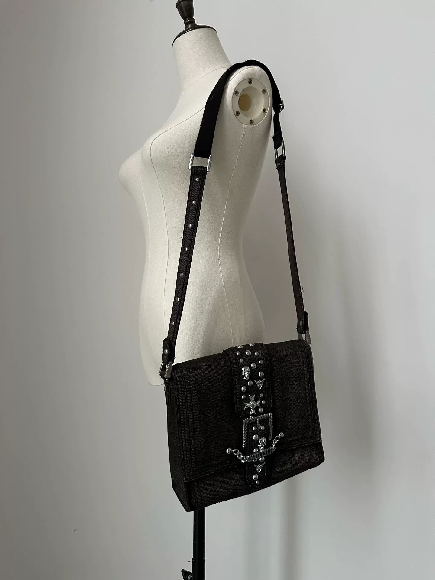 Jean Paul Gaultier Jean Paul Gaultier Vintage Buckle Shoulder Bag Size ONE SIZE - 4 Thumbnail