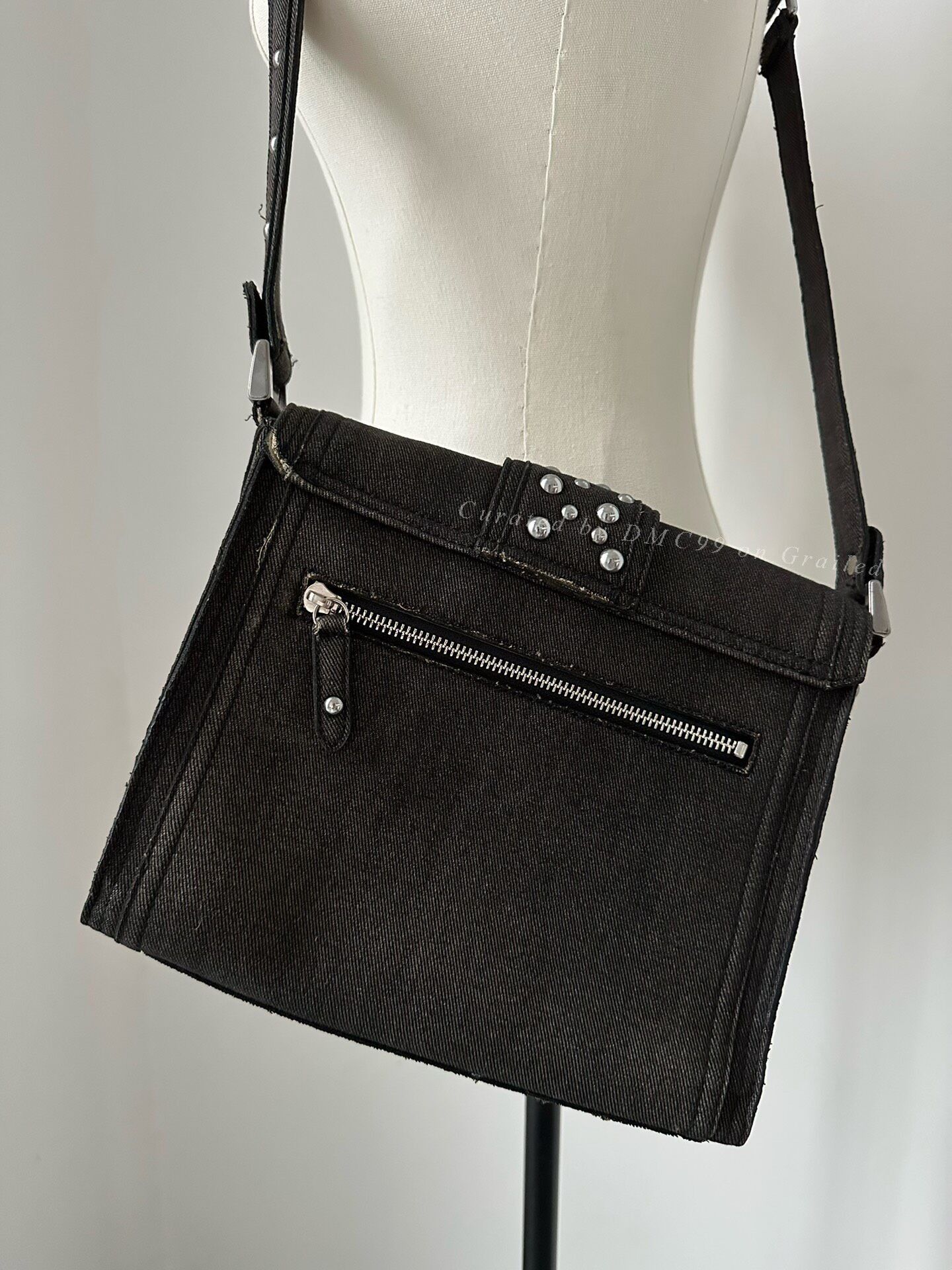 Jean Paul Gaultier Jean Paul Gaultier Vintage Buckle Shoulder Bag Size ONE SIZE - 3 Thumbnail