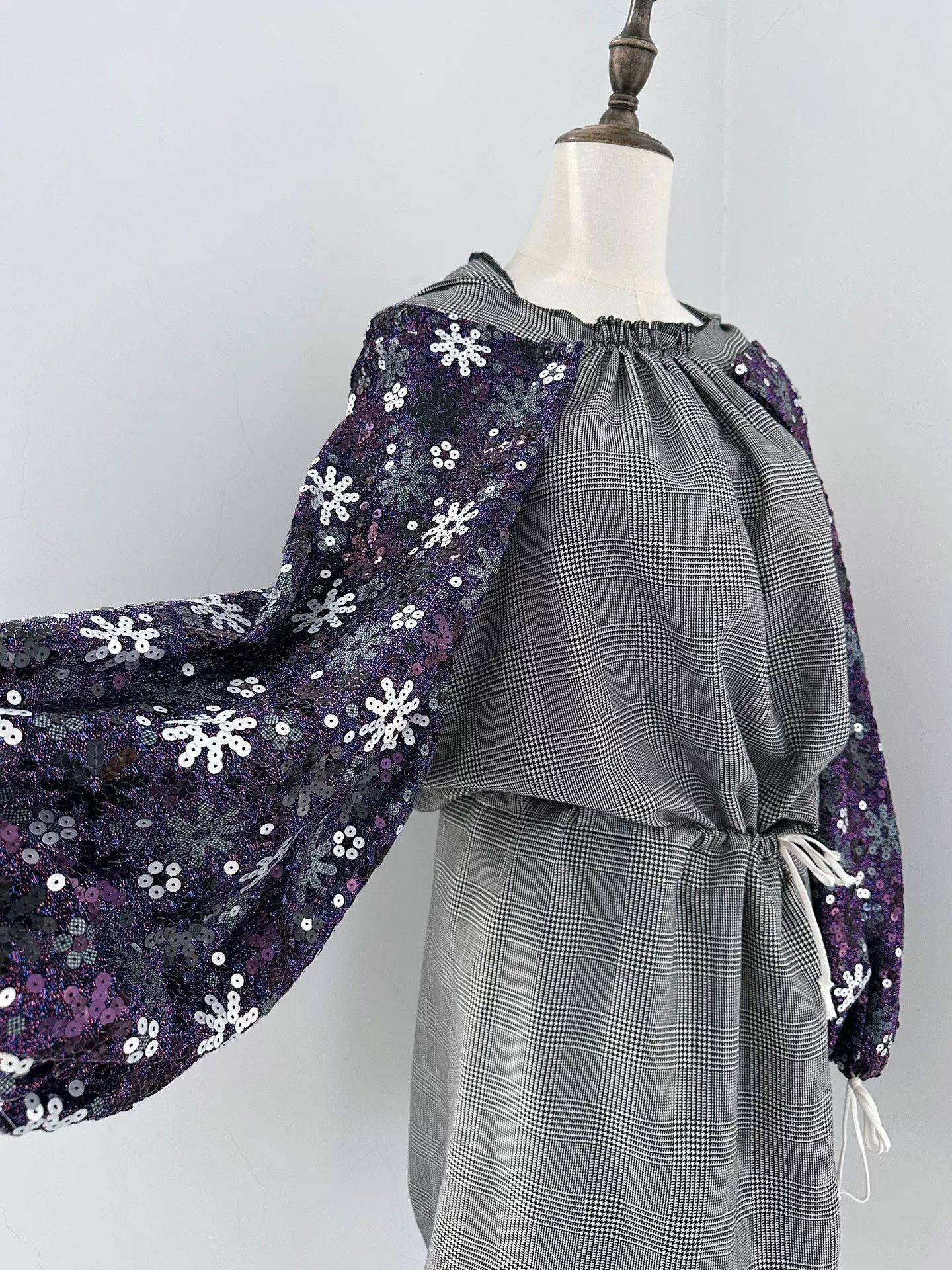 Rei Kawakubo Comme des Garçons 2007 Runway Dress Size M / US 6-8 / IT 42-44 - 5 Thumbnail