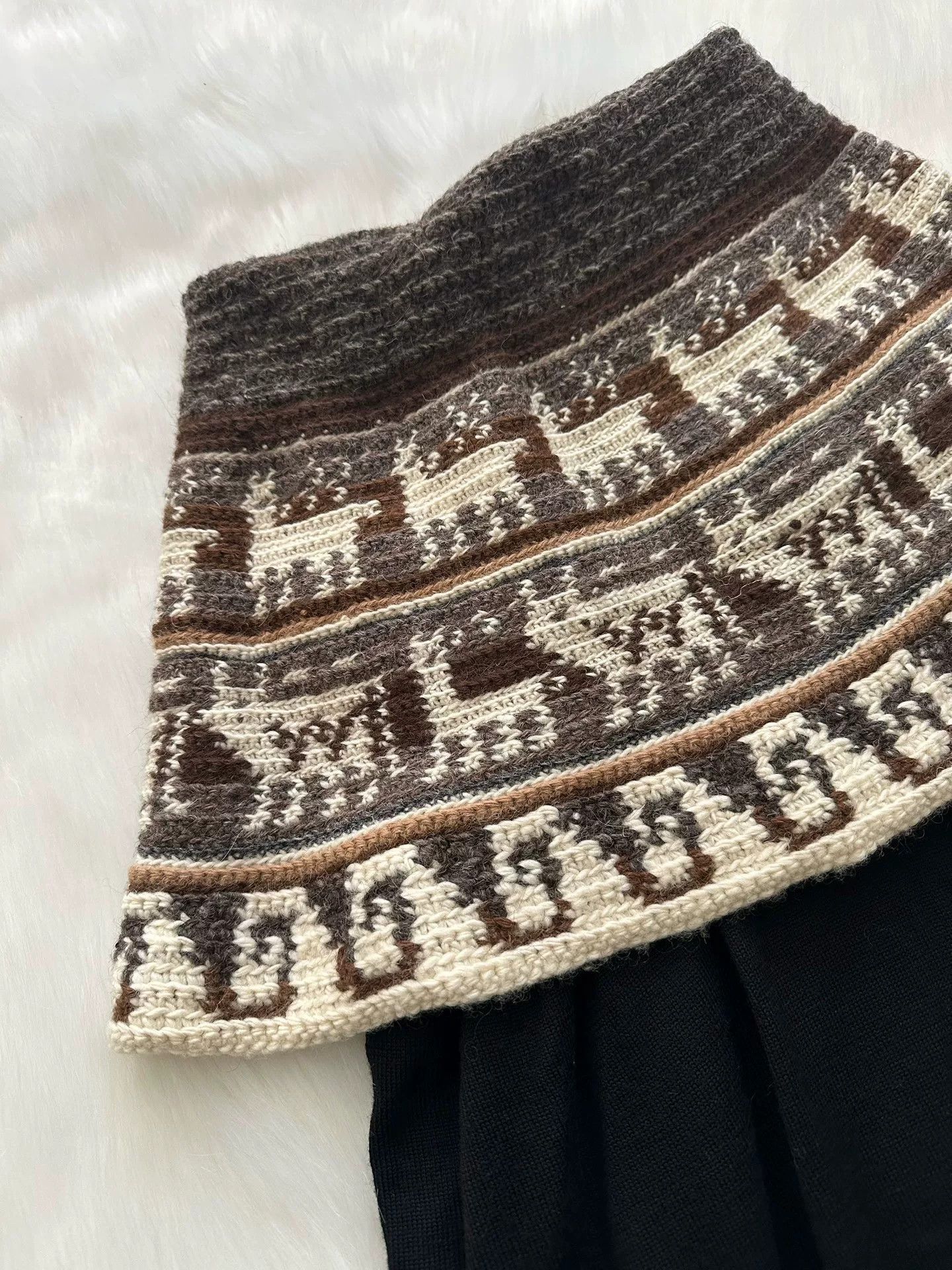 Comme des Garcons Comme des Garçons Tricot Deer Knit Cape Top Size M / US 6-8 / IT 42-44 - 8 Thumbnail