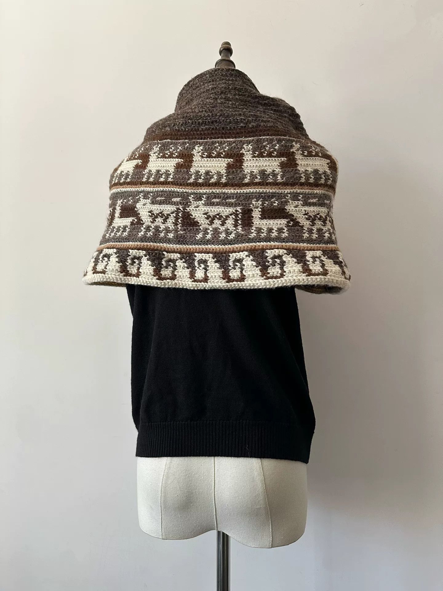 Comme des Garcons Comme des Garçons Tricot Deer Knit Cape Top Size M / US 6-8 / IT 42-44 - 5 Thumbnail