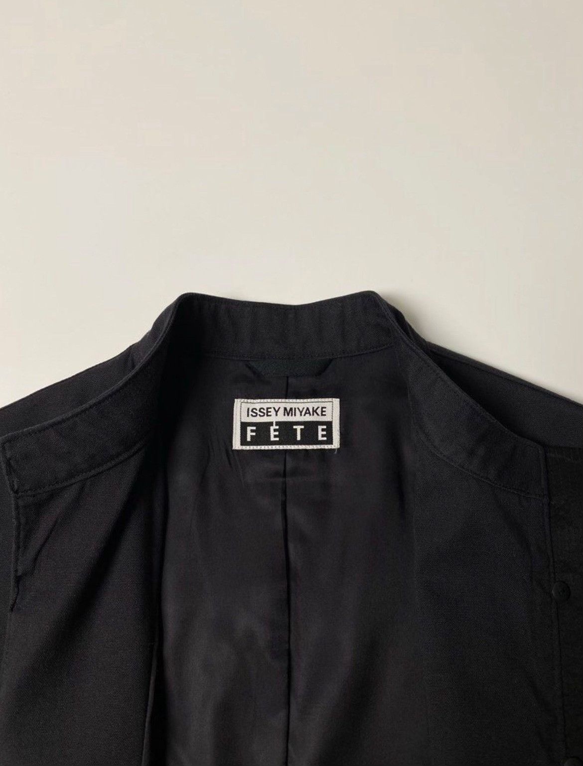 Issey Miyake Vintage Issey Miyake AW05 FÊTE Jacket Size M / US 6-8 / IT 42-44 - 2 Thumbnail