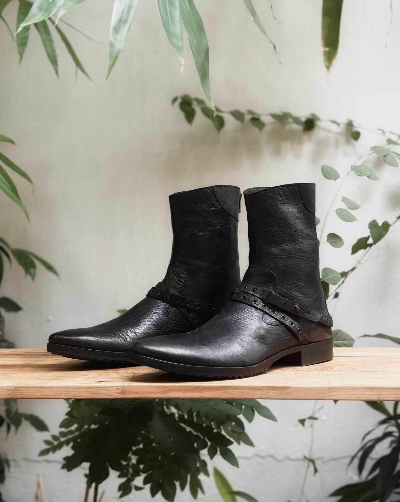 Vintage Vintage Barracuda 2000s Black Leather Boots Size US 8 / EU 41 - 2 Thumbnail