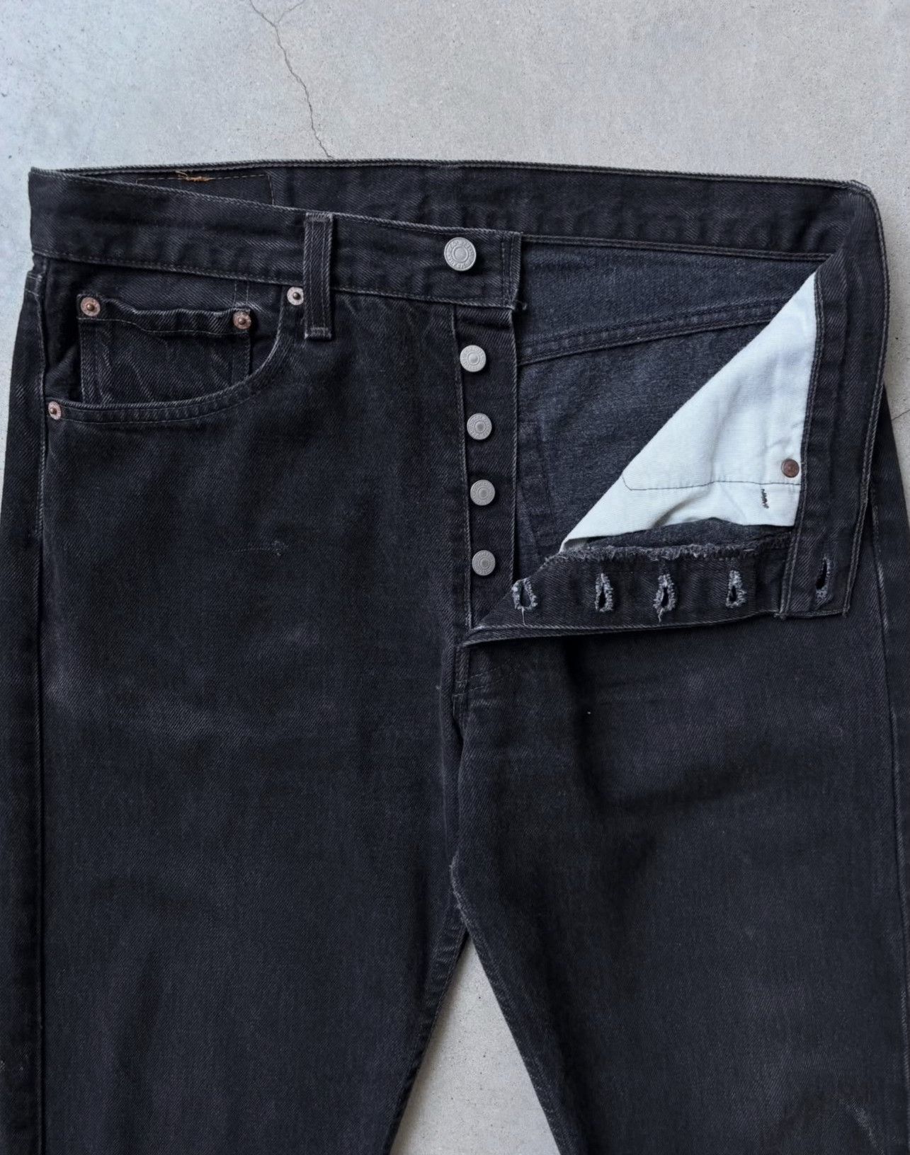 Vintage Vintage 1990s Levi's 501 Black Denim Size US 30 / EU 46 - 2 Thumbnail