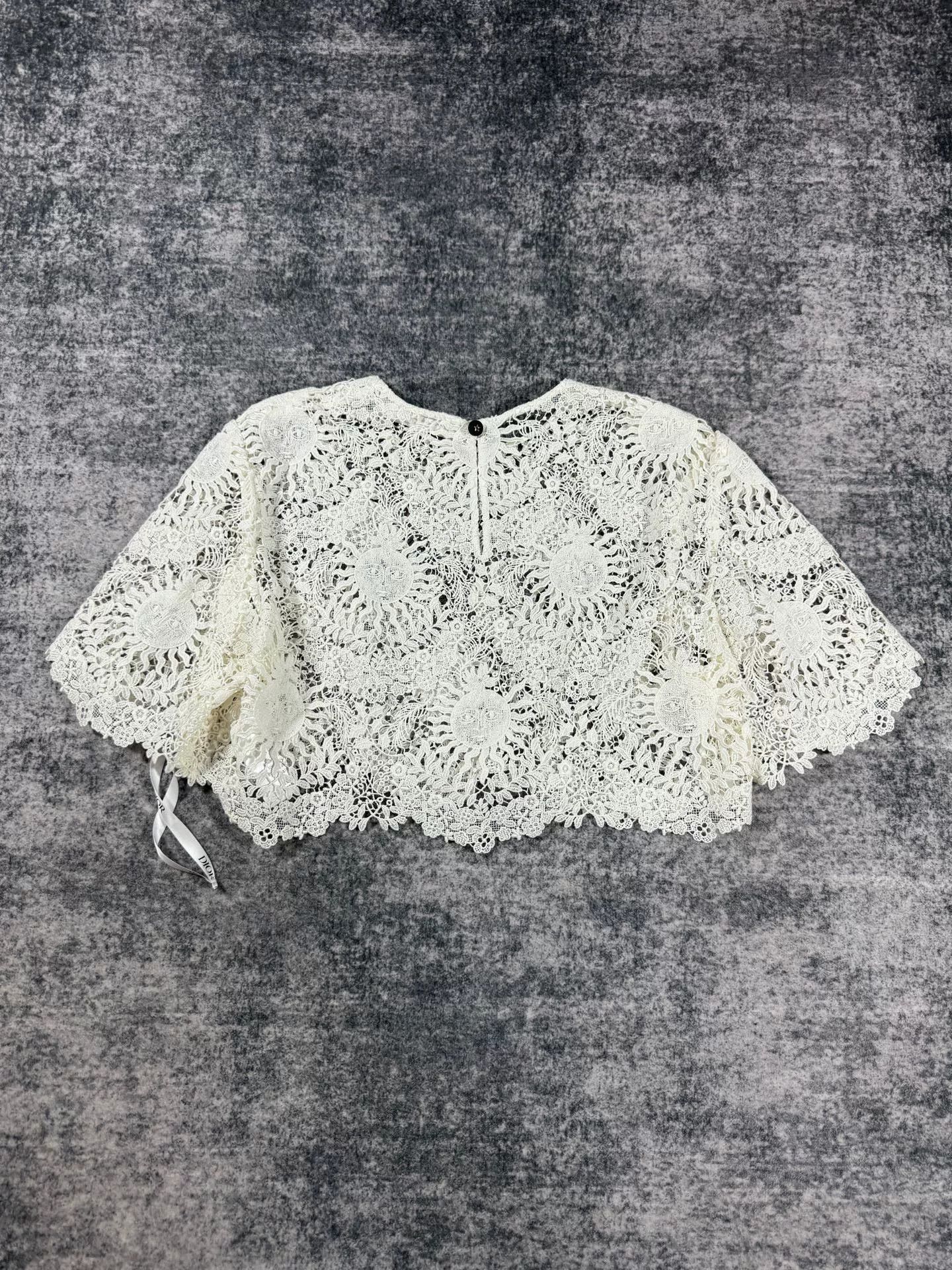 Dior Dior White Sunflower Lace Crop Top Size S / US 4 / IT 40 - 2 Thumbnail