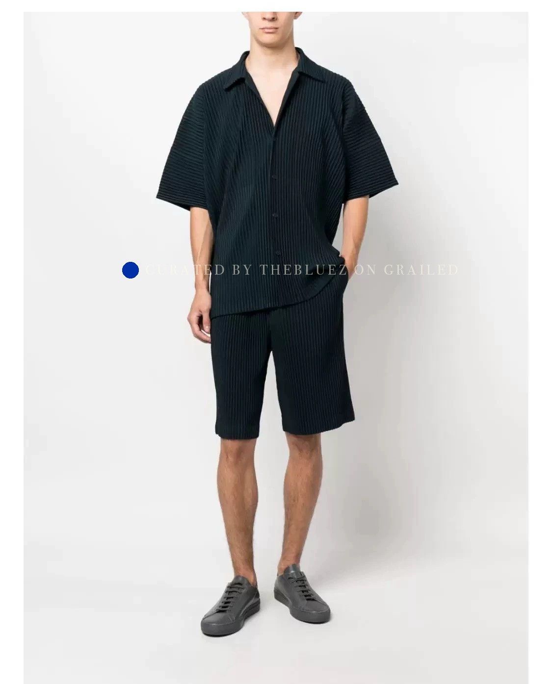 Issey Miyake Pleated Black Bermuda Shorts Size US 34 / EU 50 - 4 Thumbnail