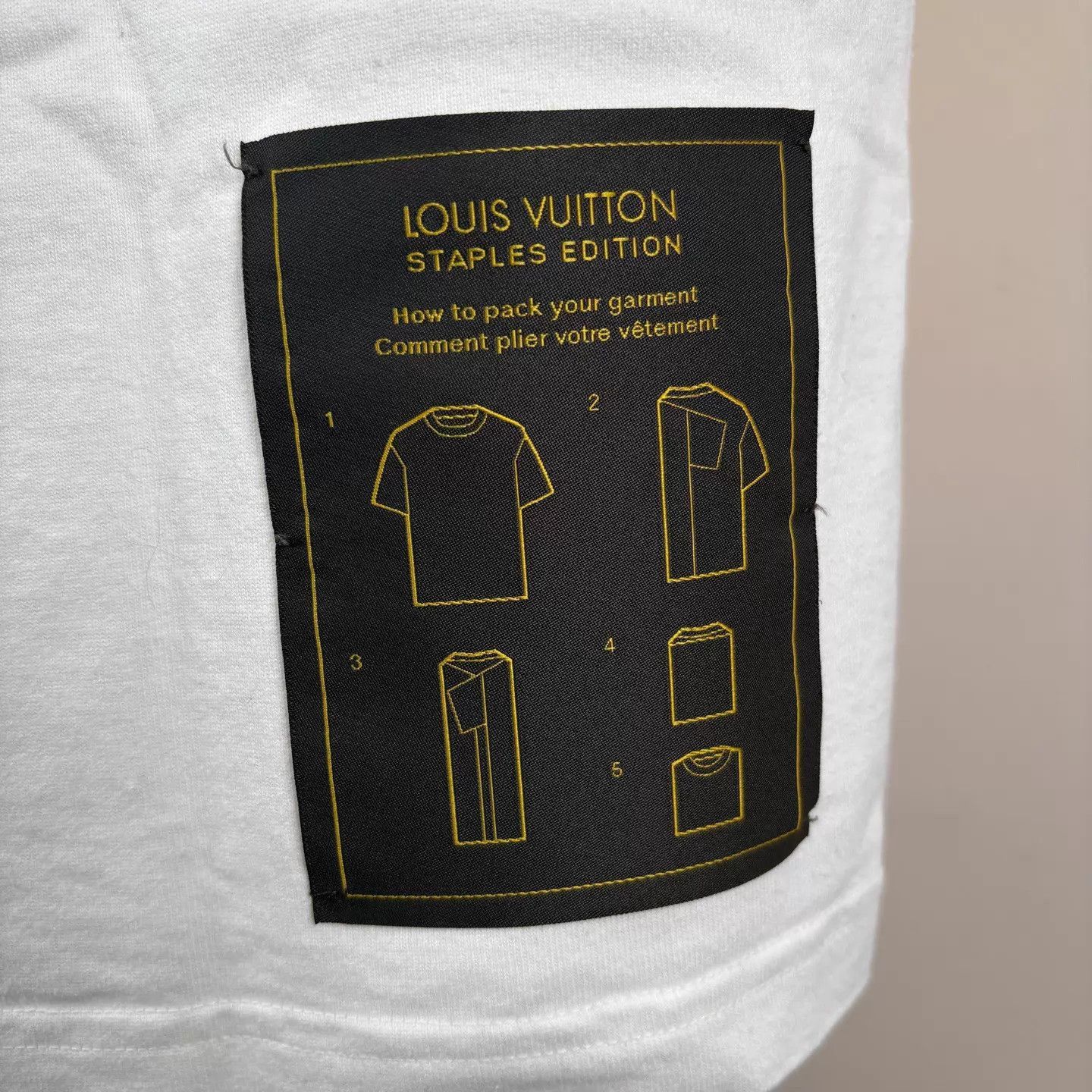 Louis Vuitton Unisex White Short Sleeve Tee with Back Logo Size US XXL / EU 58 / 5 - 5 Thumbnail