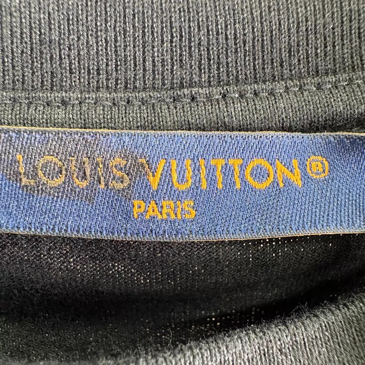 Louis Vuitton Neon Rhinestone Short Sleeve Tee in Black Size US L / EU 52-54 / 3 - 3 Thumbnail