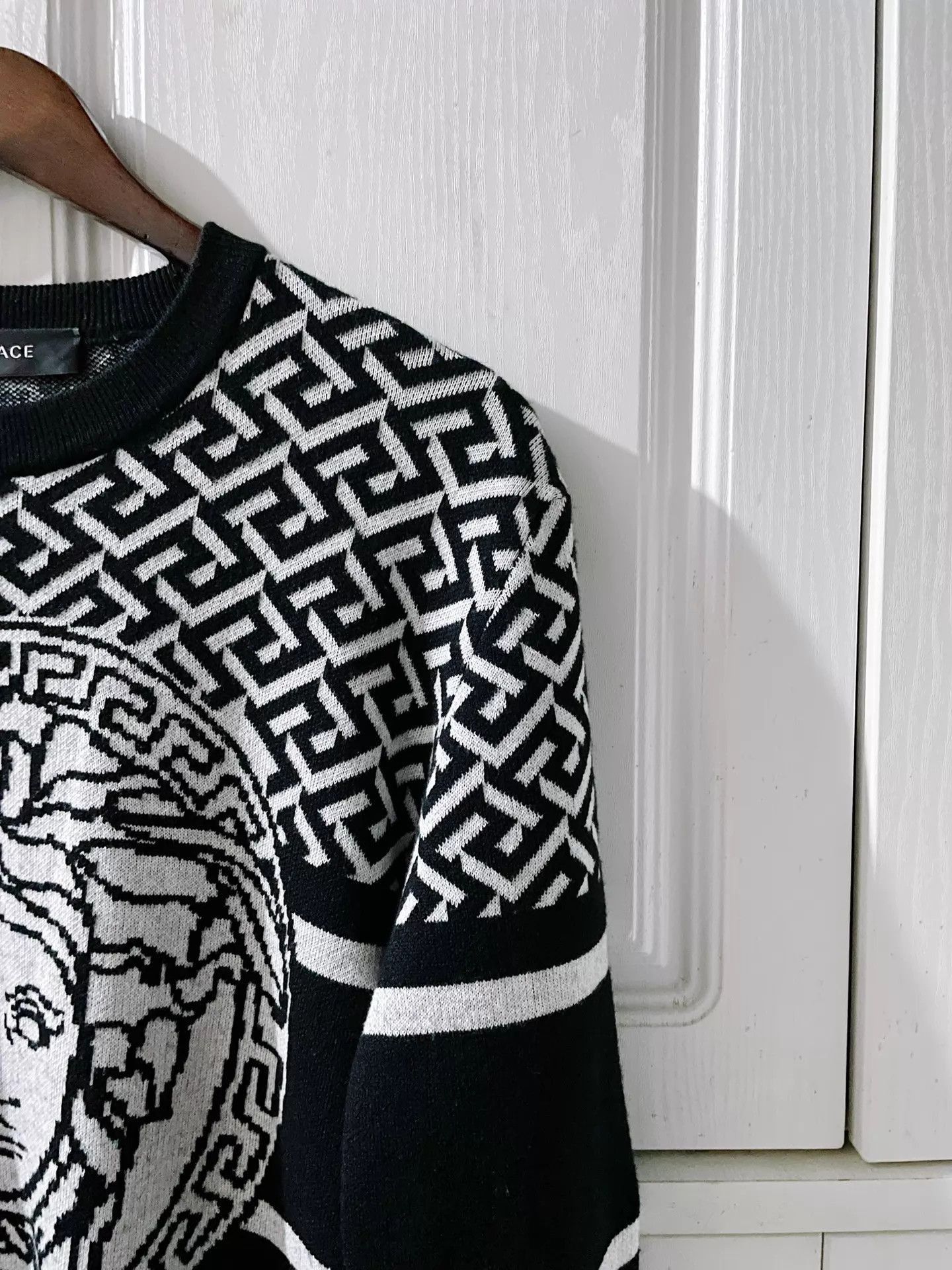 Versace Milan Runway Knit Sweater - Limited Edition Size US M / EU 48-50 / 2 - 3 Thumbnail