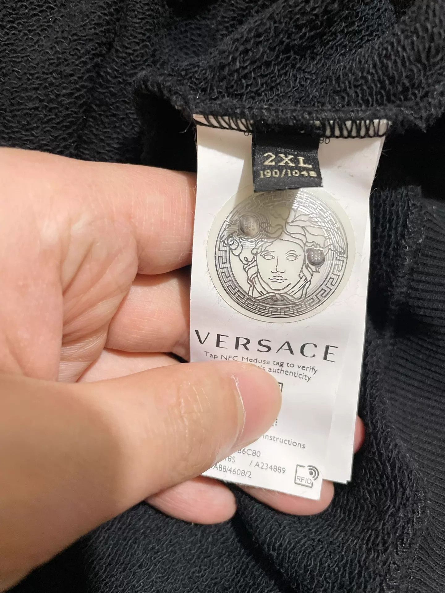 Versace Baroque Stitch Logo Hoodie in Black Size US XXL / EU 58 / 5 - 2 Thumbnail
