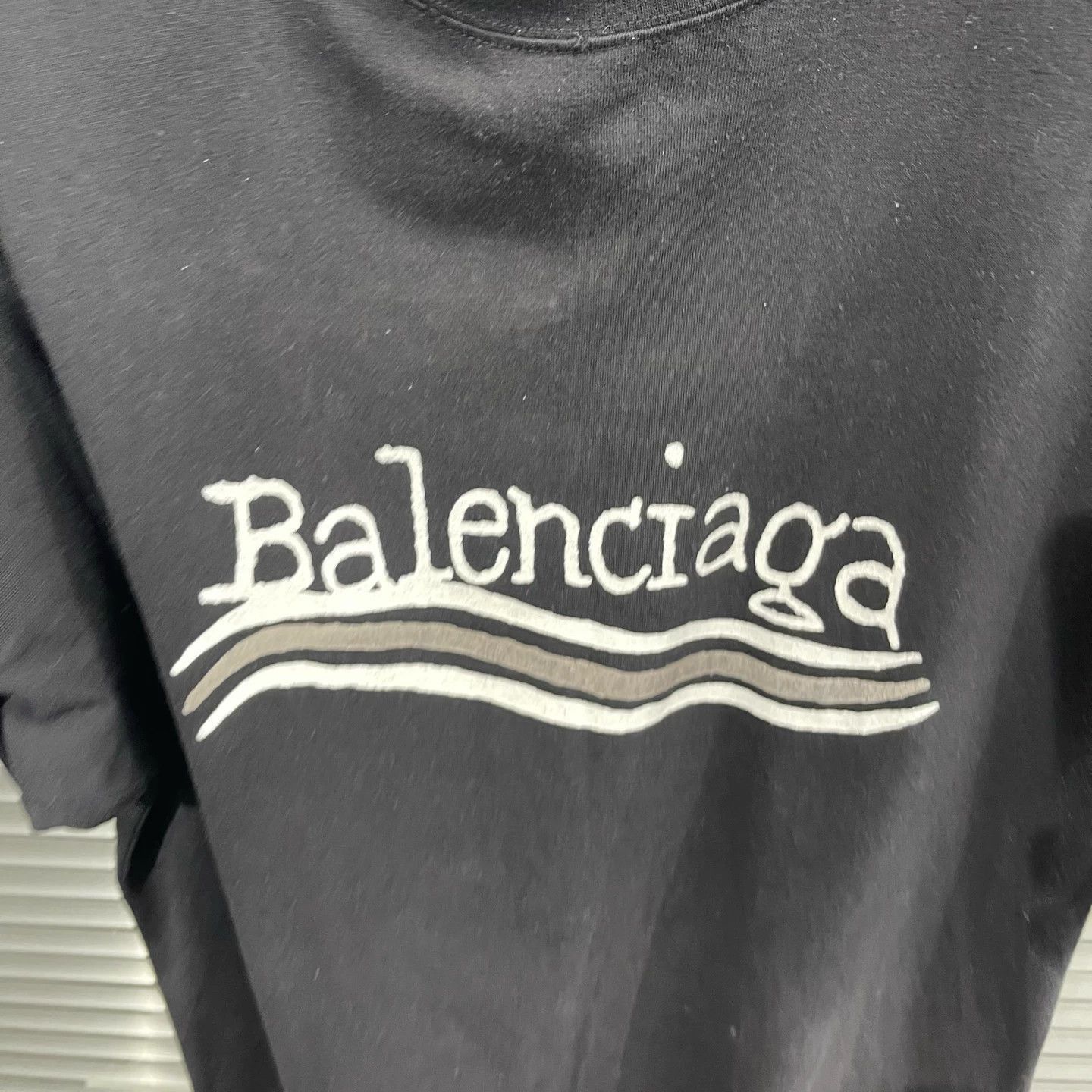 Balenciaga Distressed Coke Graffiti Tee in Black Size US S / EU 44-46 / 1 - 4 Thumbnail