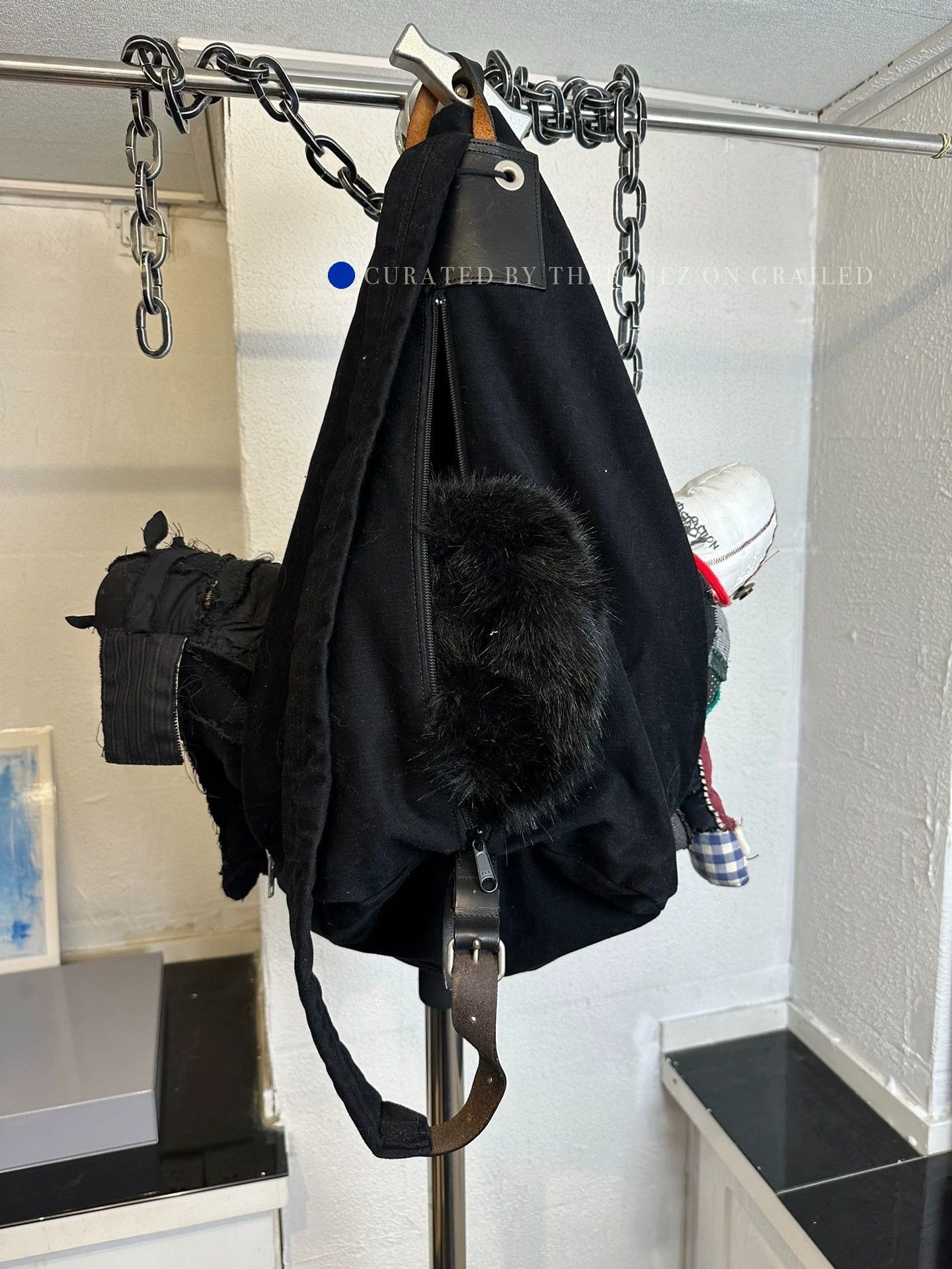 Yohji Yamamoto Minimalist 3-Zipper Crossbody Bag Size ONE SIZE - 4 Thumbnail
