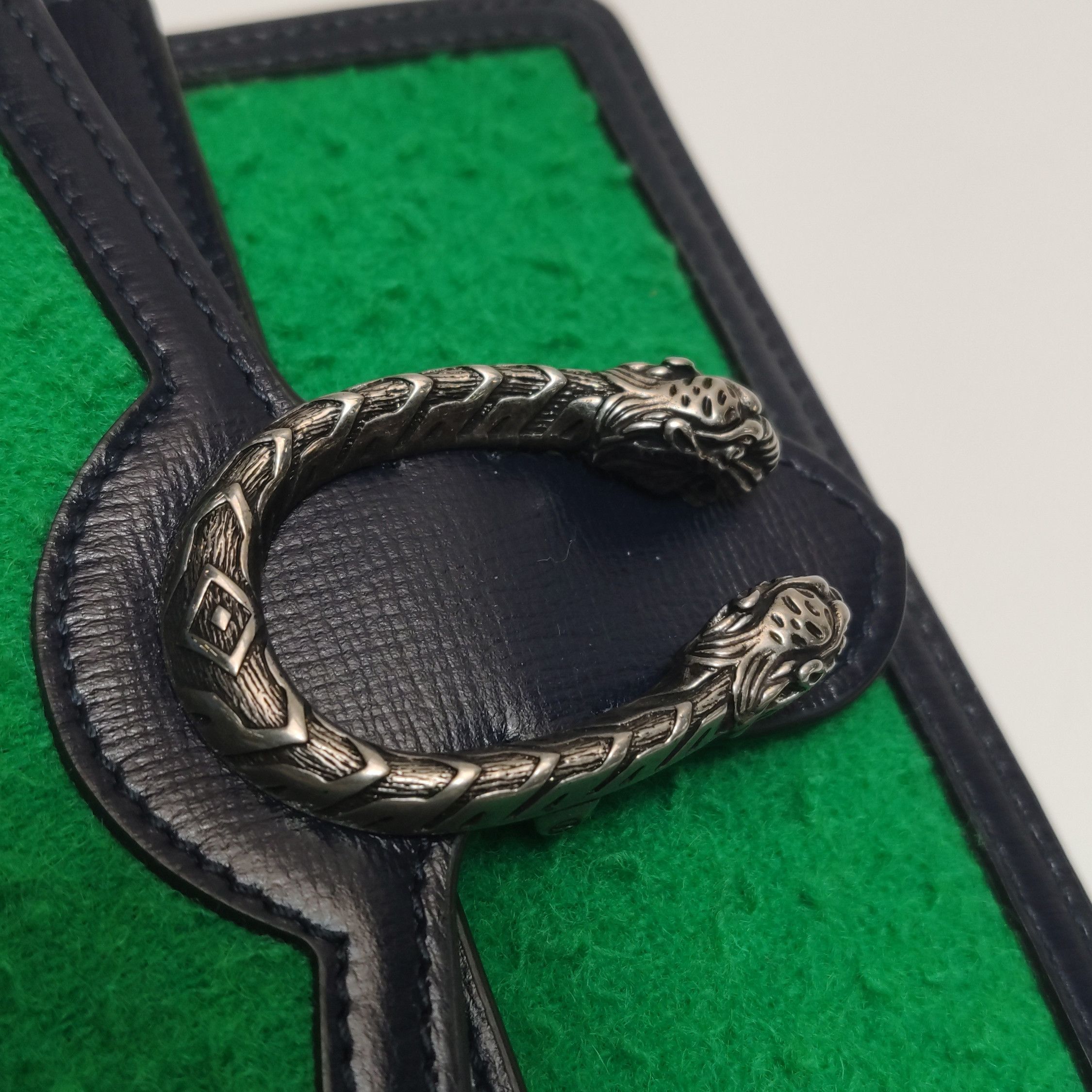 Gucci Gucci Women os Crossbody Bags Size ONE SIZE - 12 Thumbnail