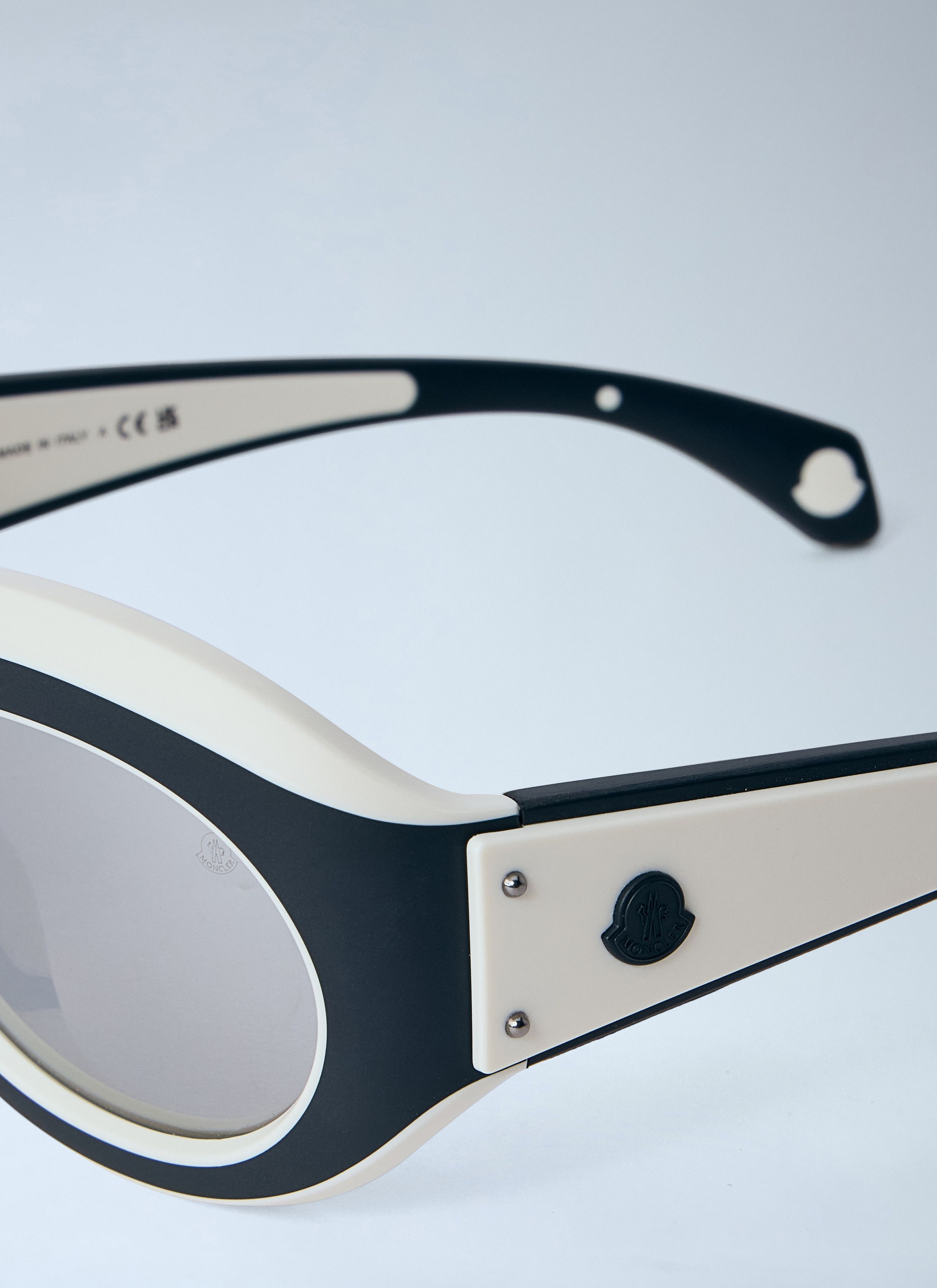 Moncler Oval Frame Sunglasses Size ONE SIZE - 4 Thumbnail