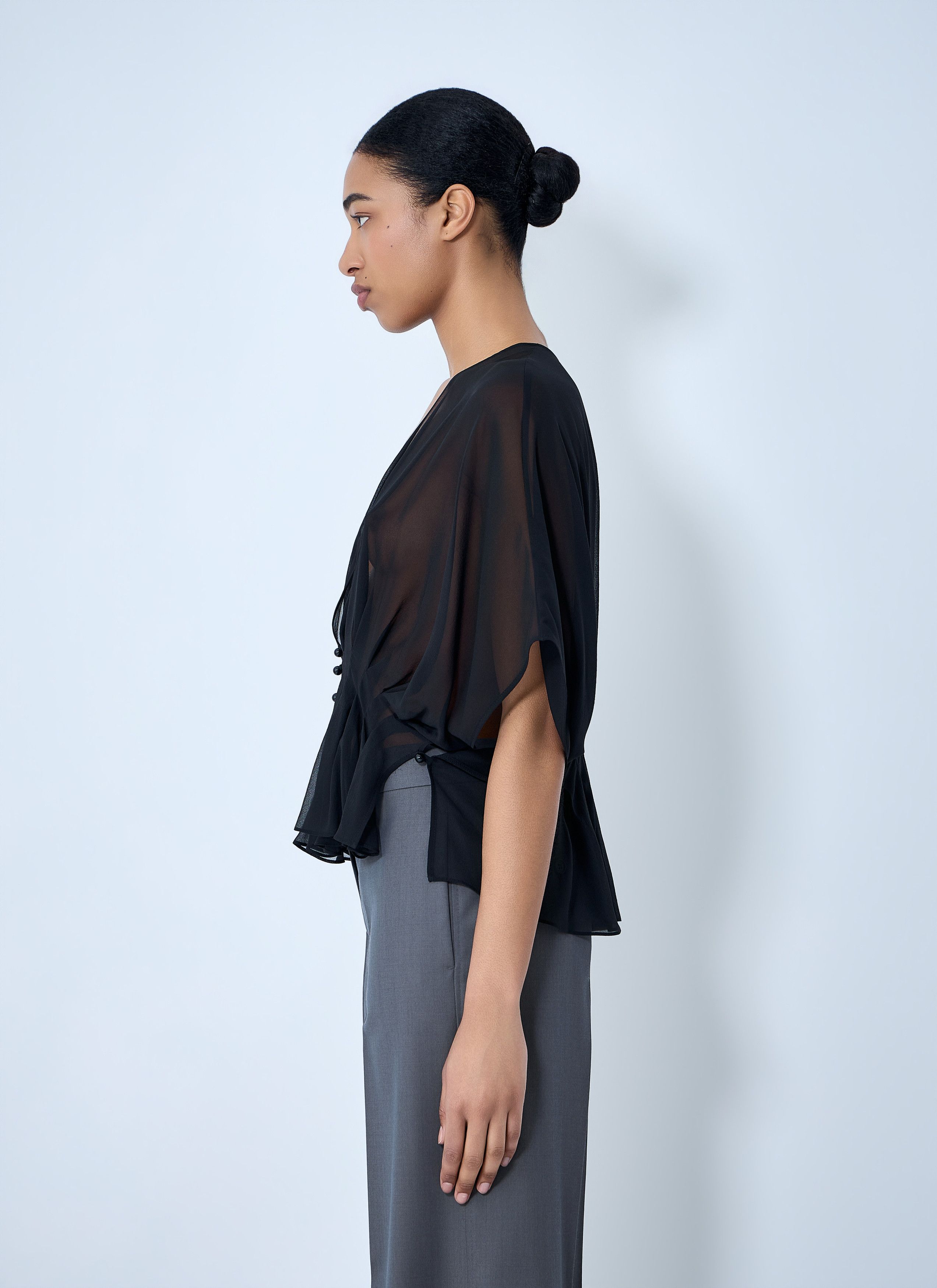 Max Mara Sheer Button-Front Blouse Size L / US 10 / IT 46 - 3 Thumbnail