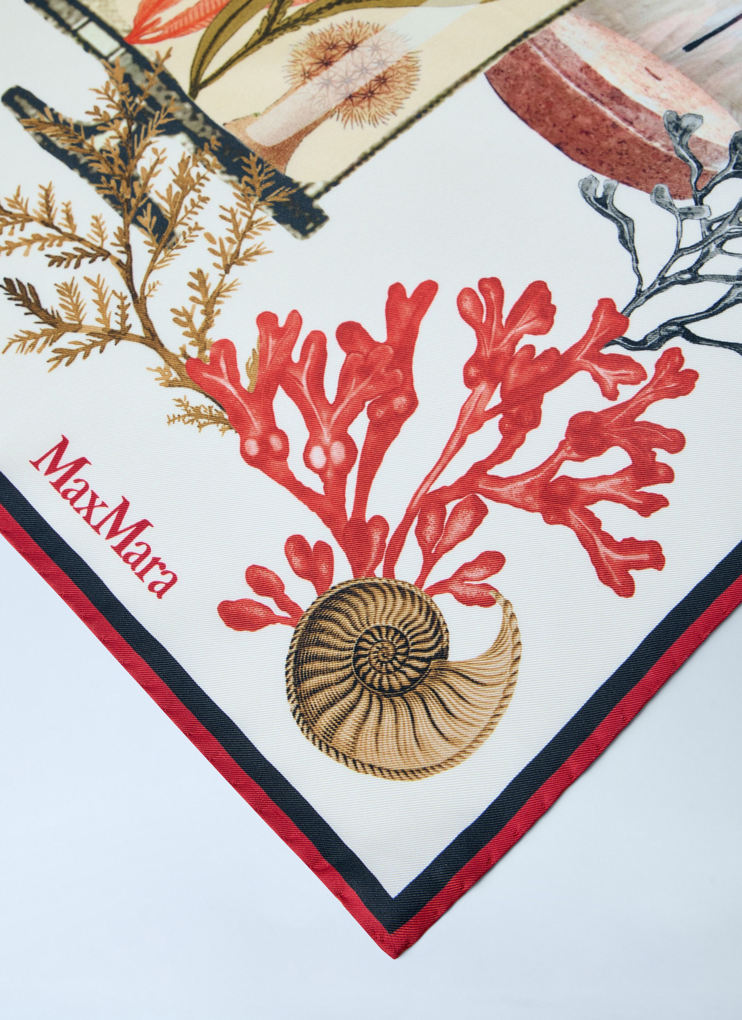 Max Mara Printed Silk Scarf Size ONE SIZE - 2 Thumbnail