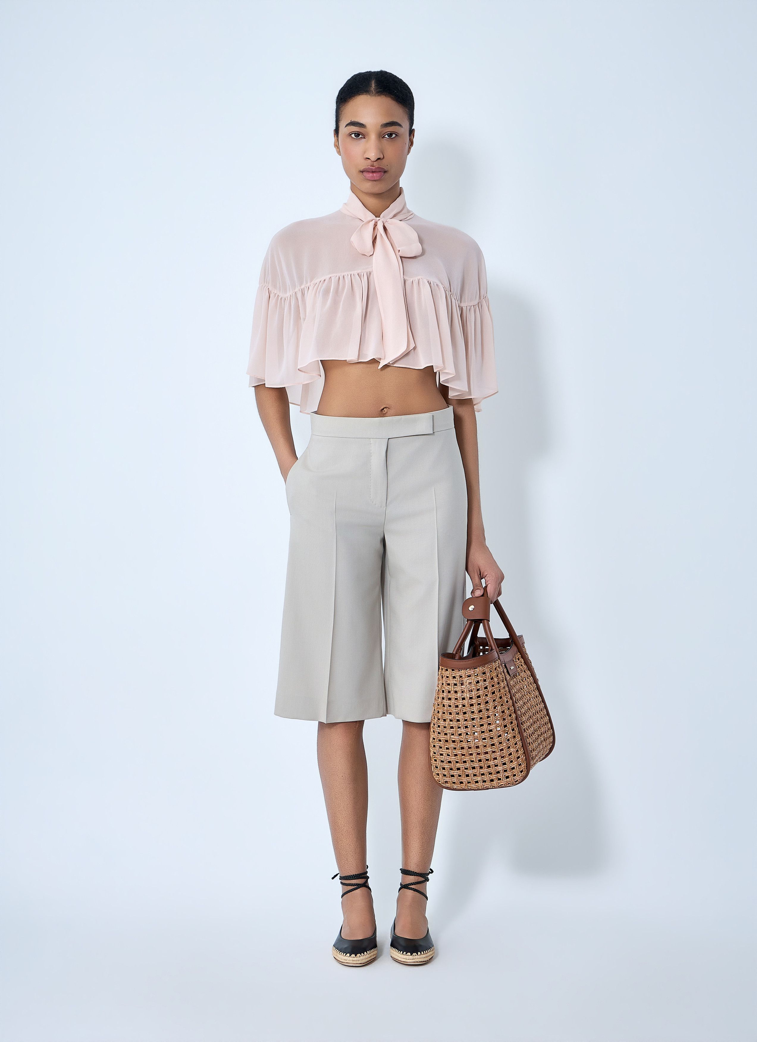 Max Mara Tailored Bermuda Shorts Size 30" / US 8 / IT 44 - 2 Thumbnail