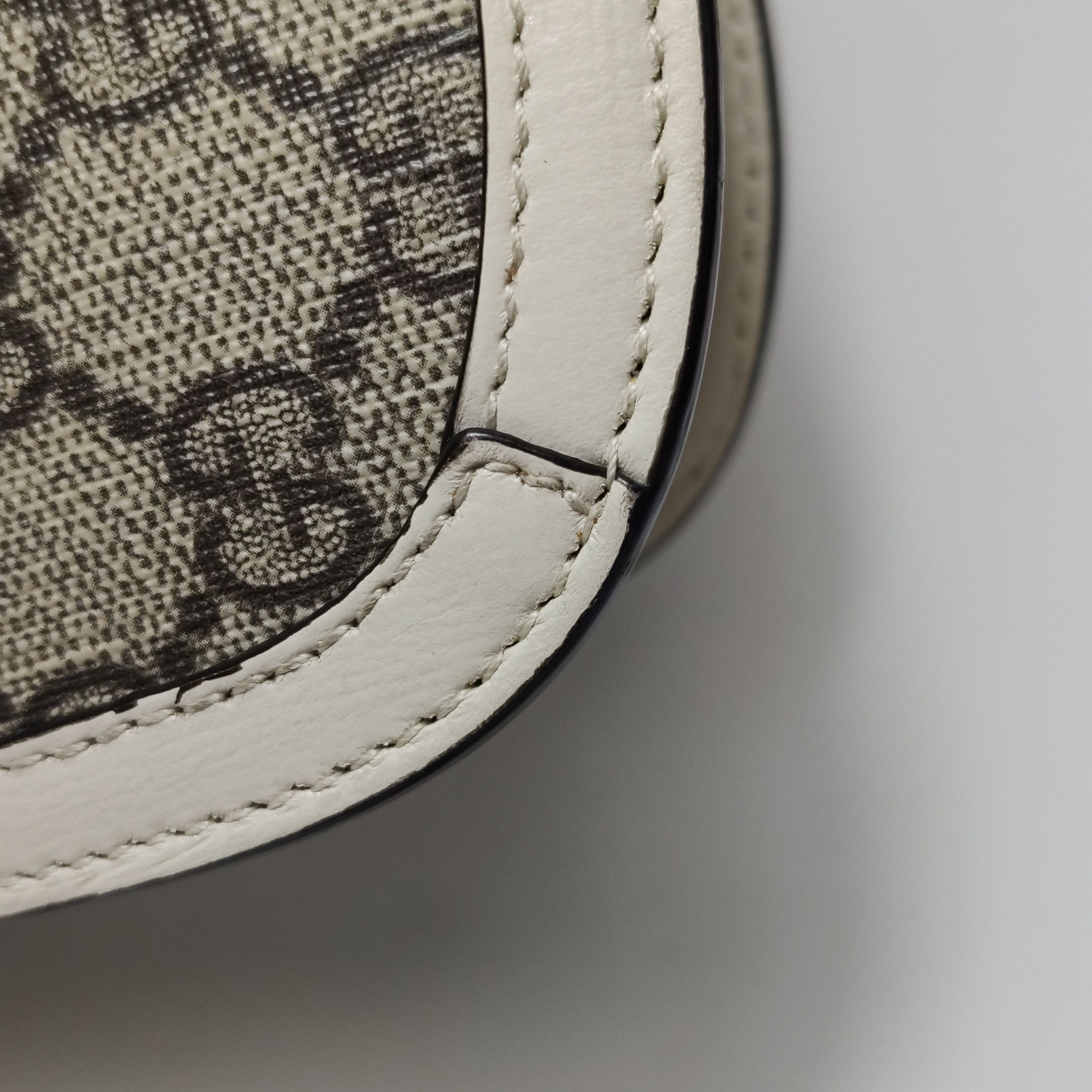 Gucci Gucci Women os Shoulder Bags Size ONE SIZE - 21 Thumbnail