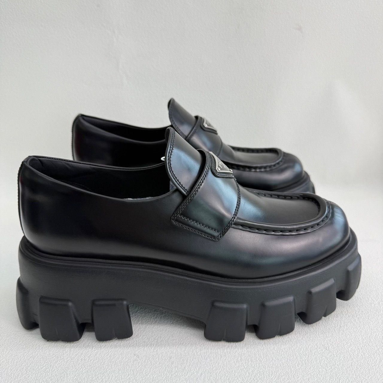 Prada Prada Monolith Leather Loafers Size 39.5 Size US 9.5 / IT 39.5 - 5 Thumbnail