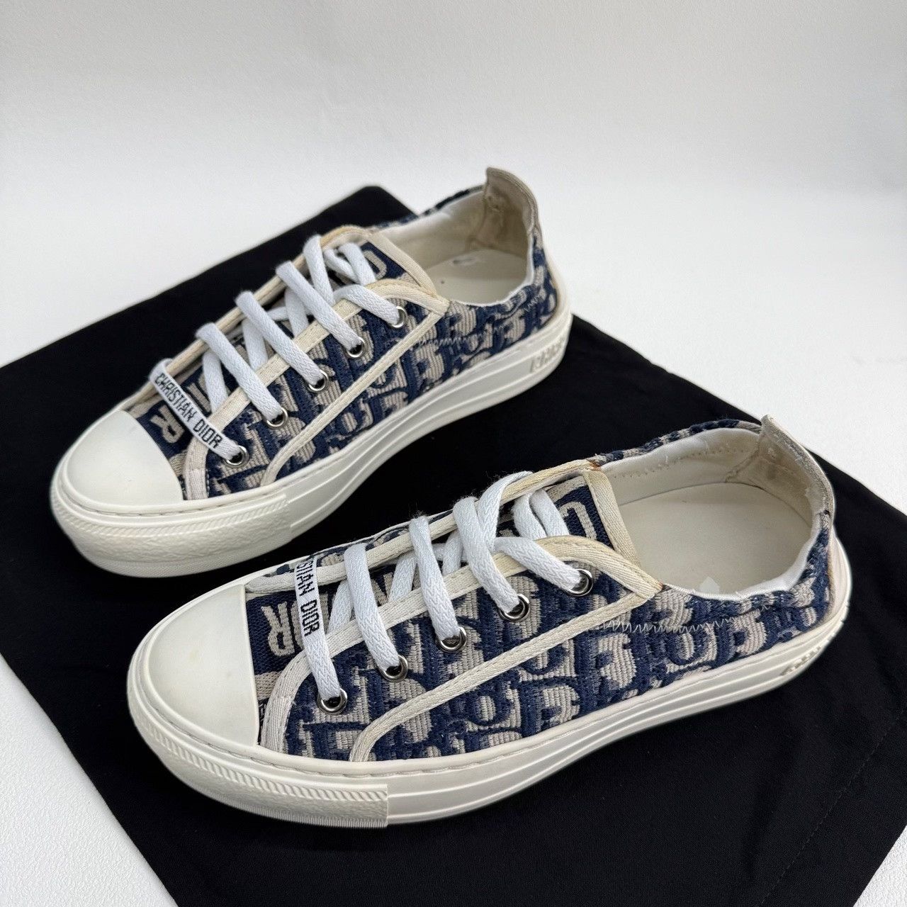 Dior Dior Walk'n'Dior Oblique Low-Top Sneakers Size 35.5 Size US 5.5 / IT 35.5 - 2 Thumbnail