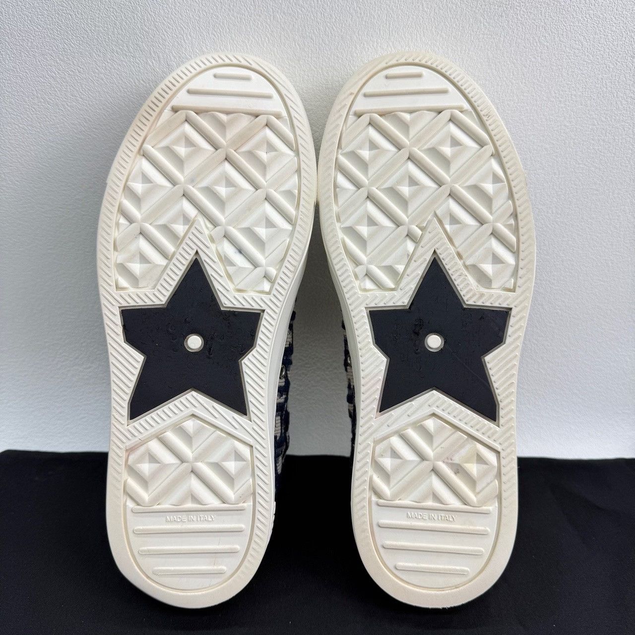 Dior Dior Walk'n'Dior Oblique Low-Top Sneakers Size 35.5 Size US 5.5 / IT 35.5 - 9 Thumbnail