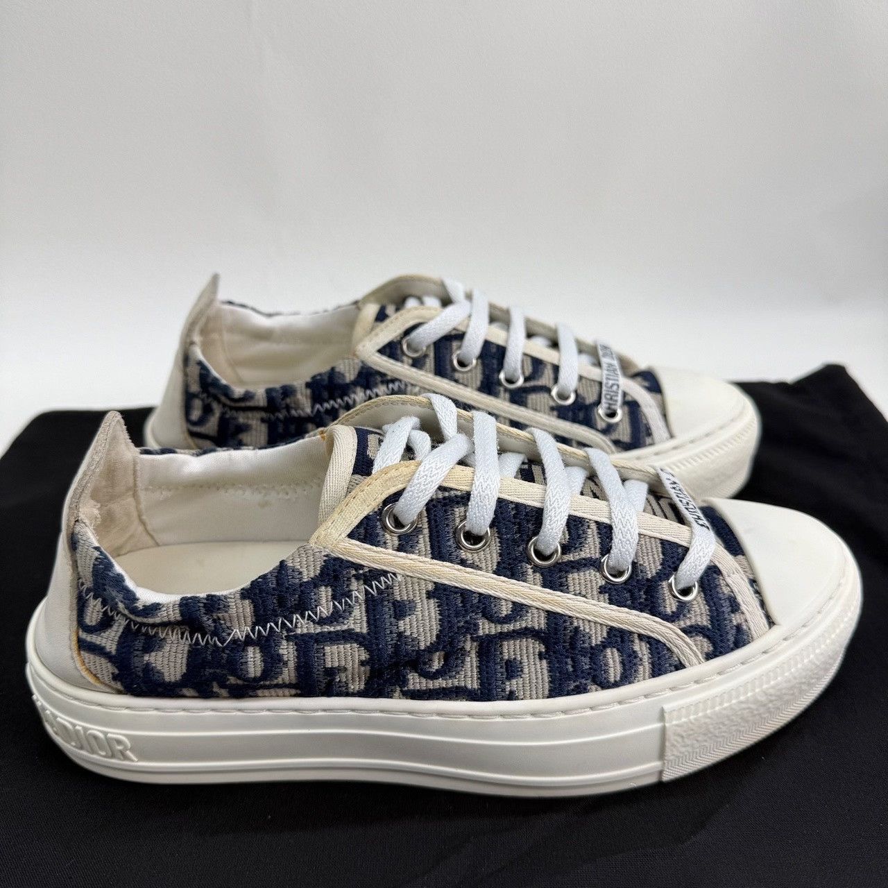 Dior Dior Walk'n'Dior Oblique Low-Top Sneakers Size 35.5 Size US 5.5 / IT 35.5 - 5 Thumbnail