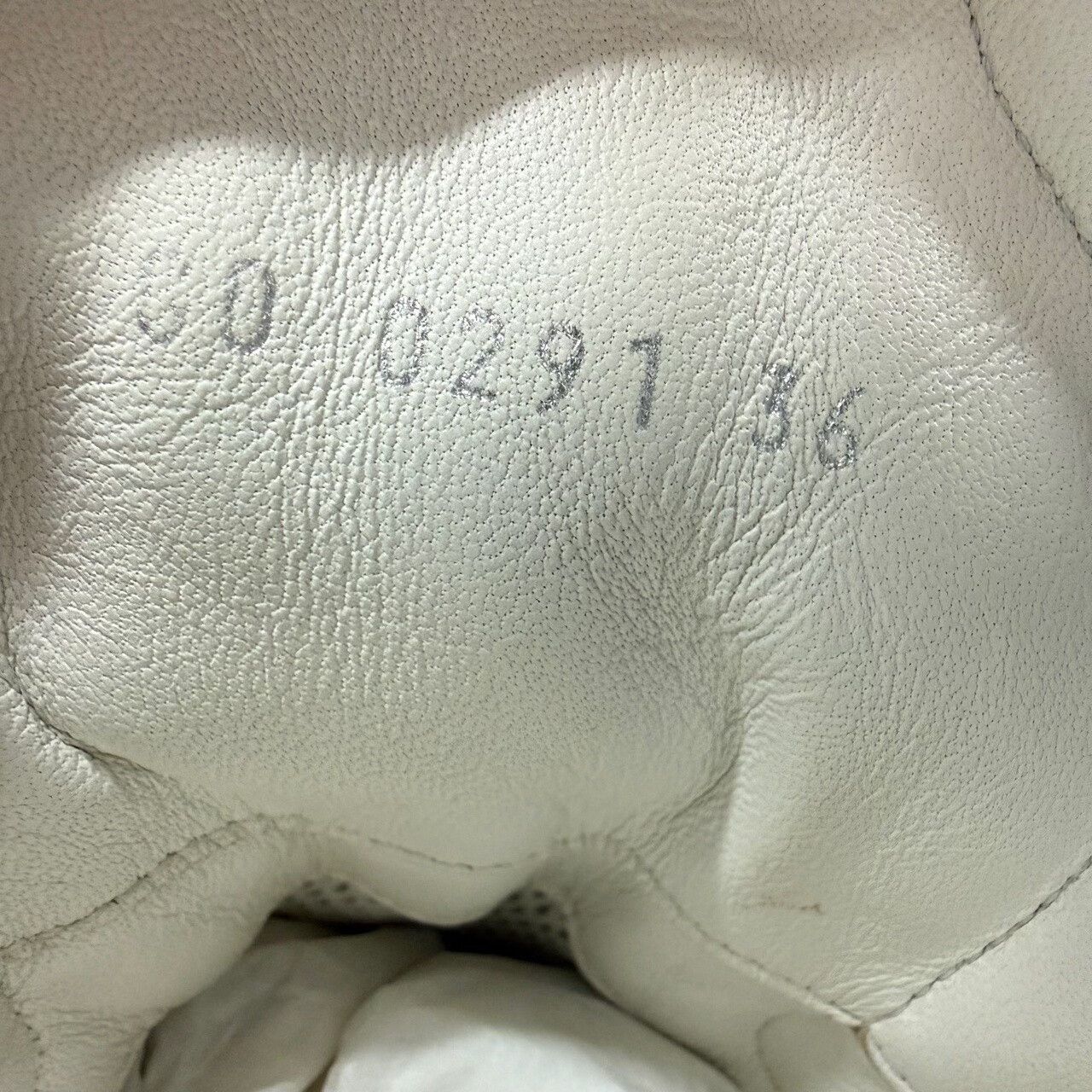 Louis Vuitton Louis Vuitton Archlight Sneaker Size 36 Size US 6 / IT 36 - 8 Thumbnail