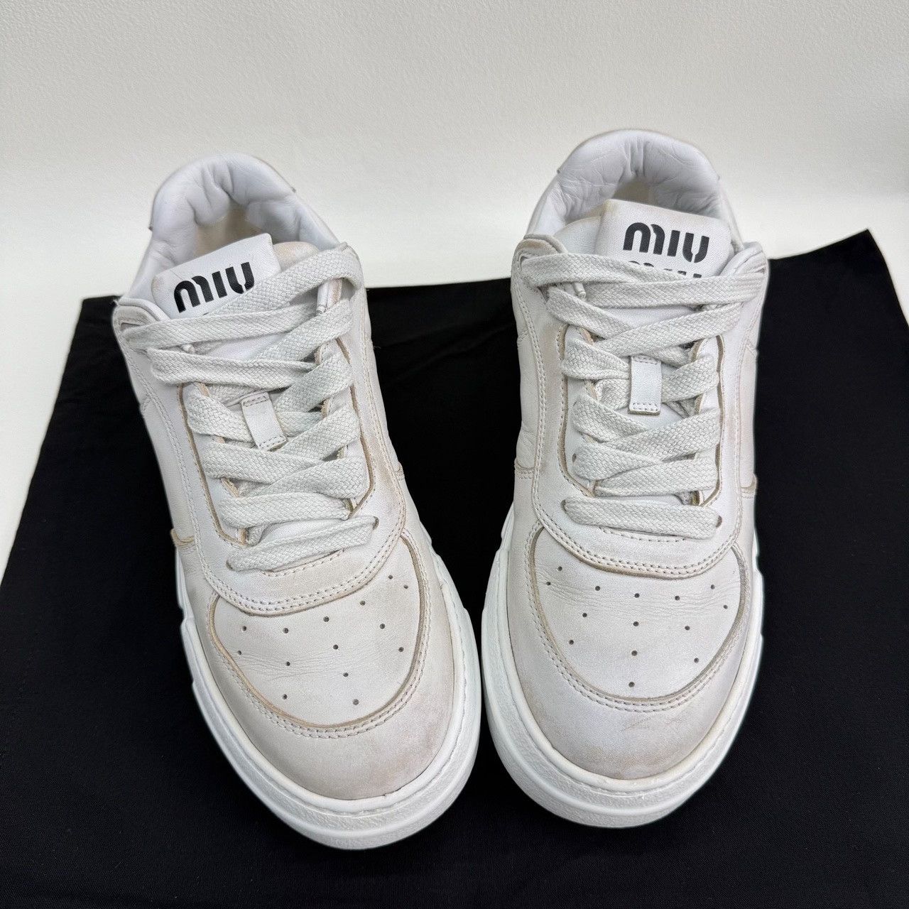 Miu Miu Miu Miu White Leather Low-Top Sneakers Size 38 Size US 8 / IT 38 - 10 Thumbnail