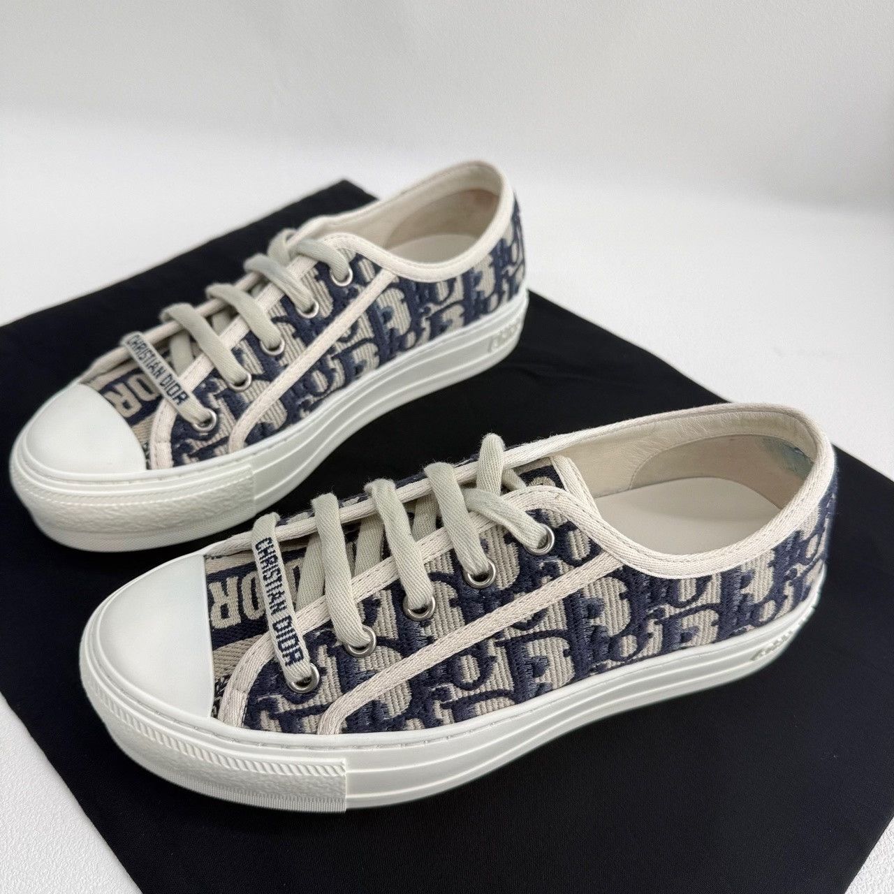 Dior Dior Oblique Low-Top Sneakers Size 34.5 Size US 4.5 / IT 34.5 - 2 Thumbnail