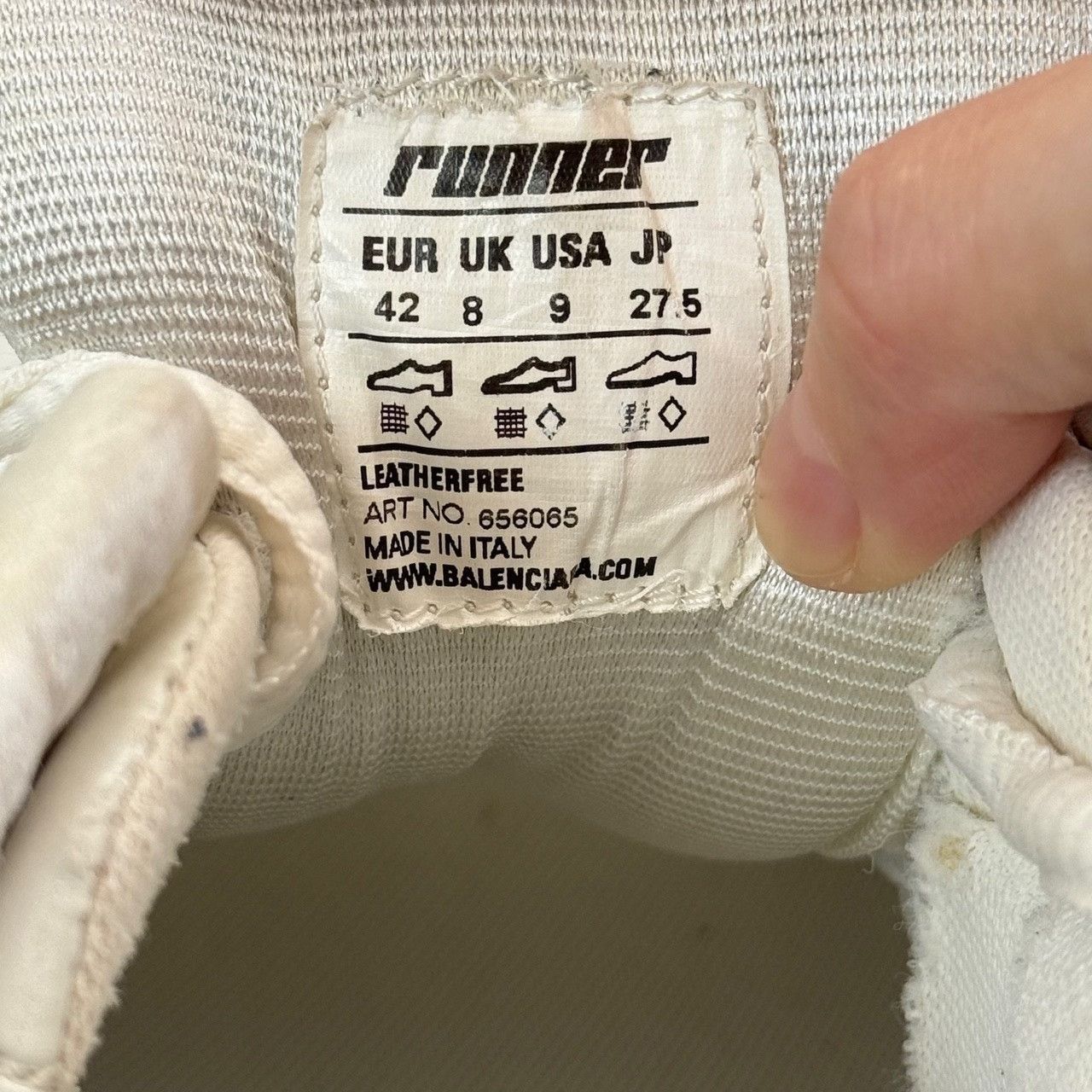 Balenciaga Balenciaga Distressed Runner Sneakers Size 9 Size US 9 / EU 42 - 6 Thumbnail