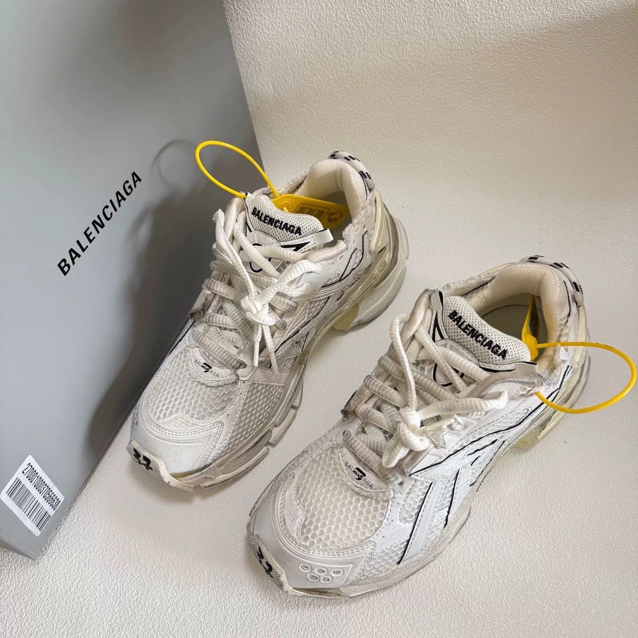 Balenciaga Balenciaga Runner Sneakers Size 37 Size US 7 / IT 37 - 2 Thumbnail