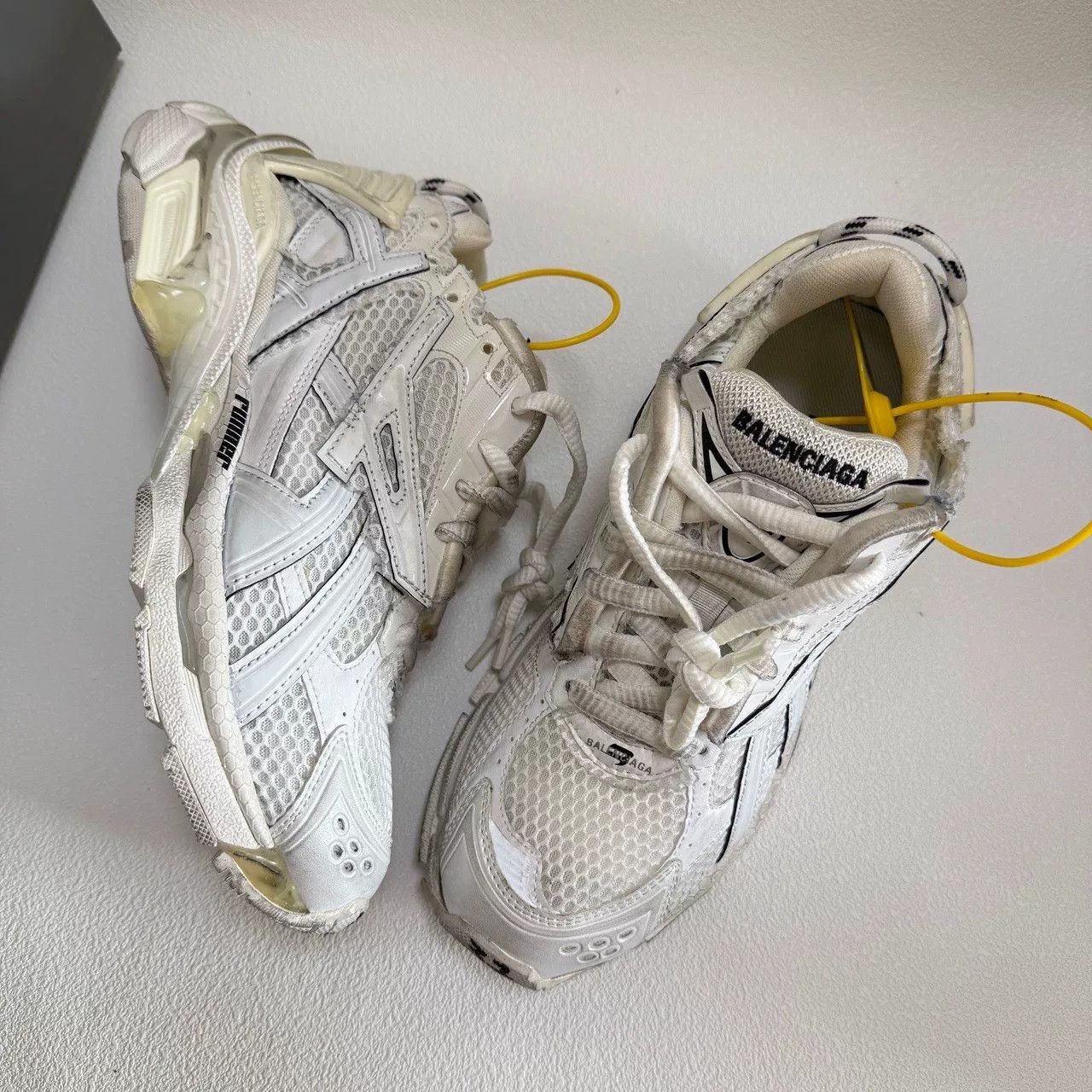 Balenciaga Balenciaga Runner Sneakers Size 37 Size US 7 / IT 37 - 5 Thumbnail