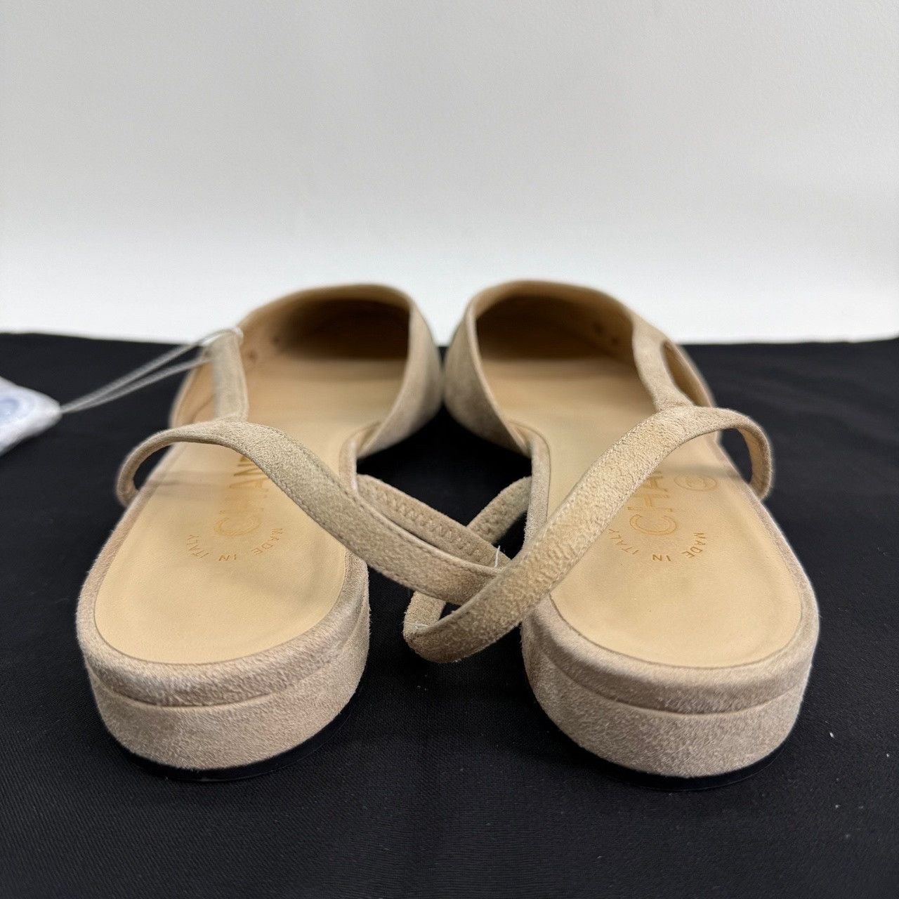 Chanel Chanel Suede Slingback Heels Size 35.5 Size US 5.5 / IT 35.5 - 6 Thumbnail