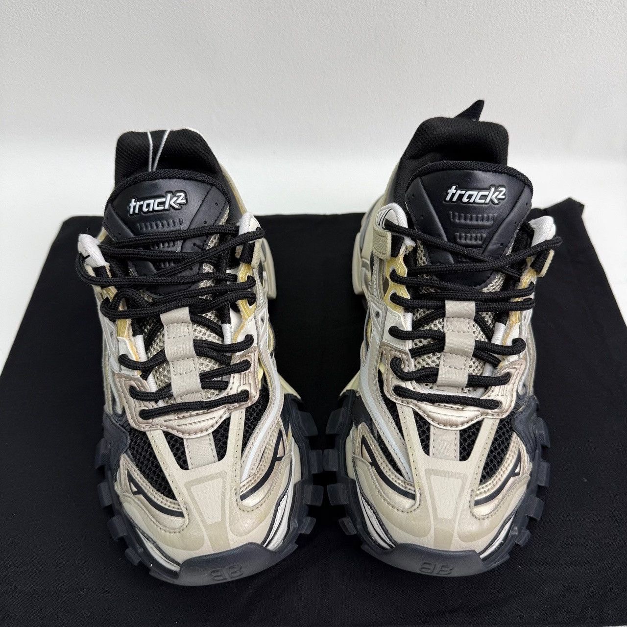 Balenciaga Balenciaga Track 2.0 Sneakers Size 36 Size US 6 / IT 36 - 10 Thumbnail