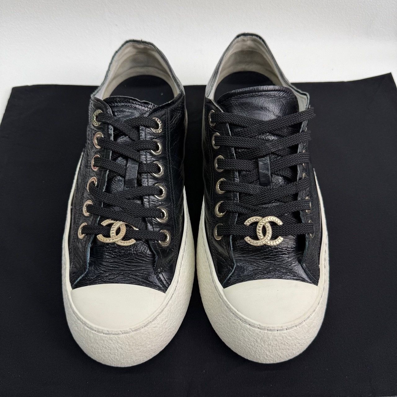 Chanel Chanel Black Leather Platform Sneakers Size 38 Size US 7 / IT 37 - 3 Thumbnail