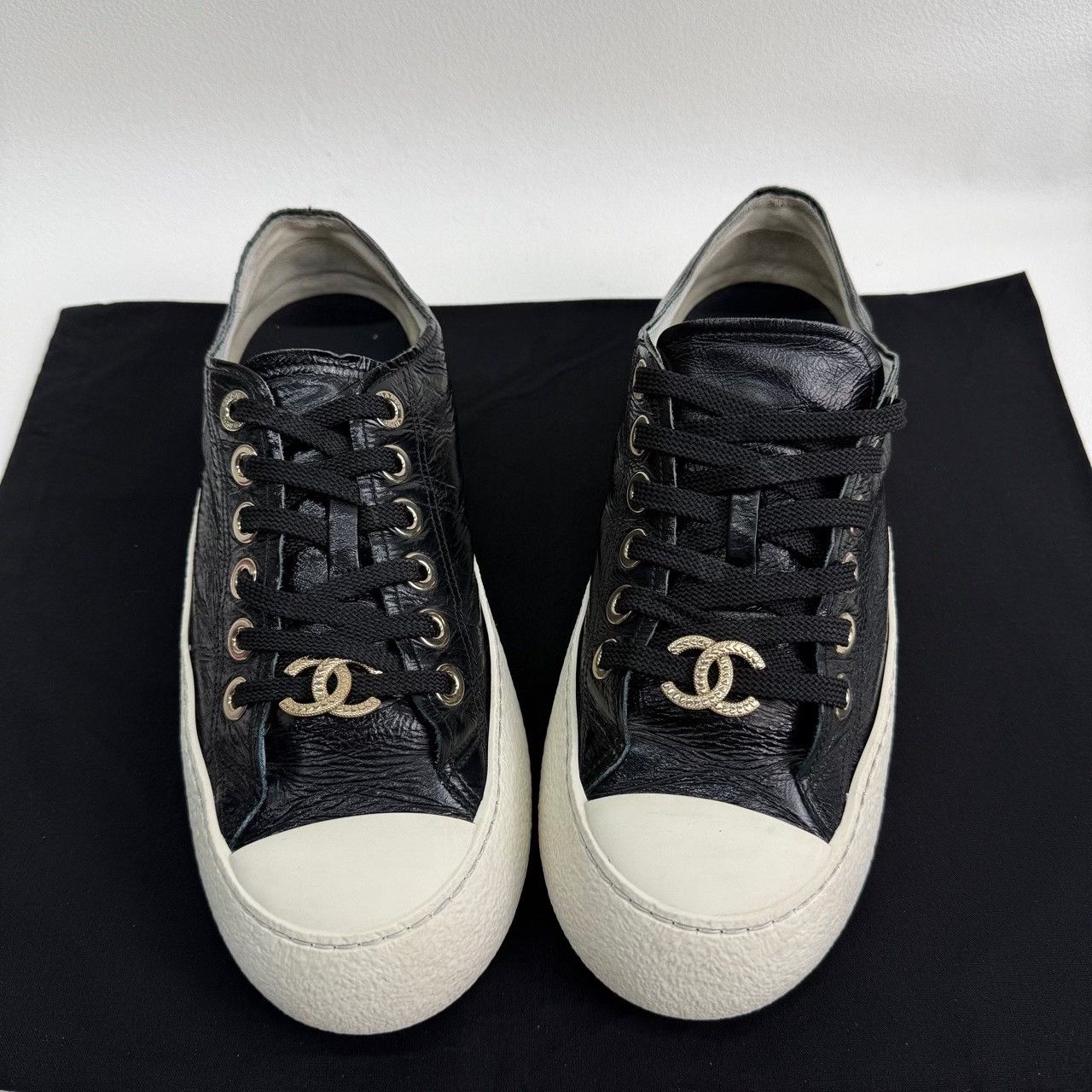 Chanel Chanel Black Leather Platform Sneakers Size 38 Size US 7 / IT 37 - 10 Thumbnail