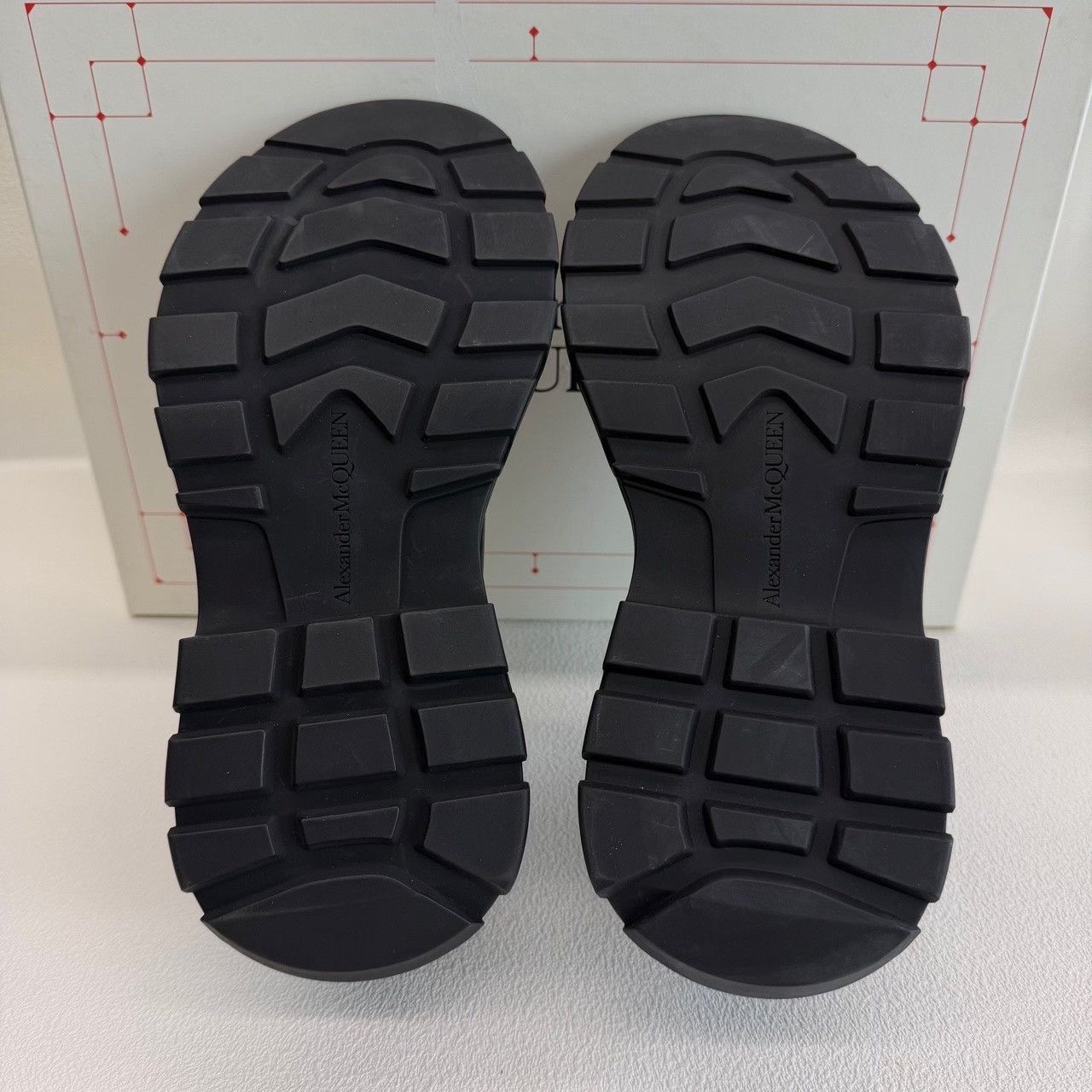 Alexander McQueen Alexander McQueen Tread Slick Sneakers Size 37 Size US 7 / IT 37 - 7 Thumbnail