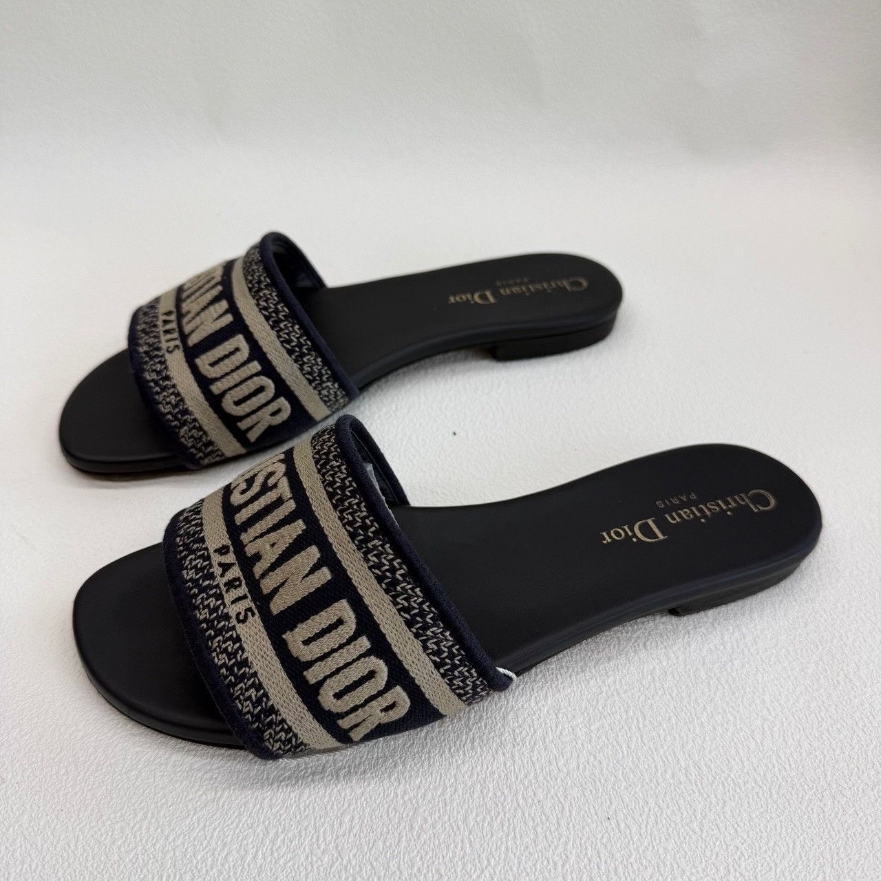 Dior Dior Dway Embroidered Slide Sandals Size 36.5 Size US 6.5 / IT 36.5 - 2 Thumbnail