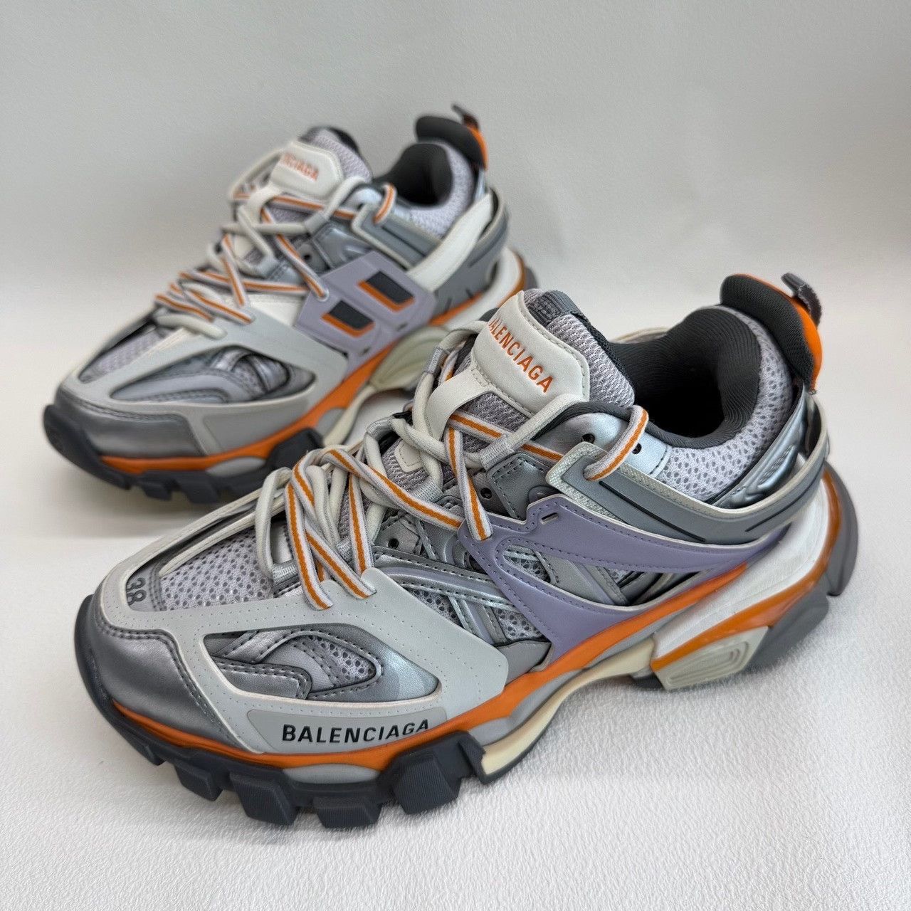 Balenciaga Balenciaga Track Sneakers Size 38 Size US 8 / IT 38 - 2 Thumbnail
